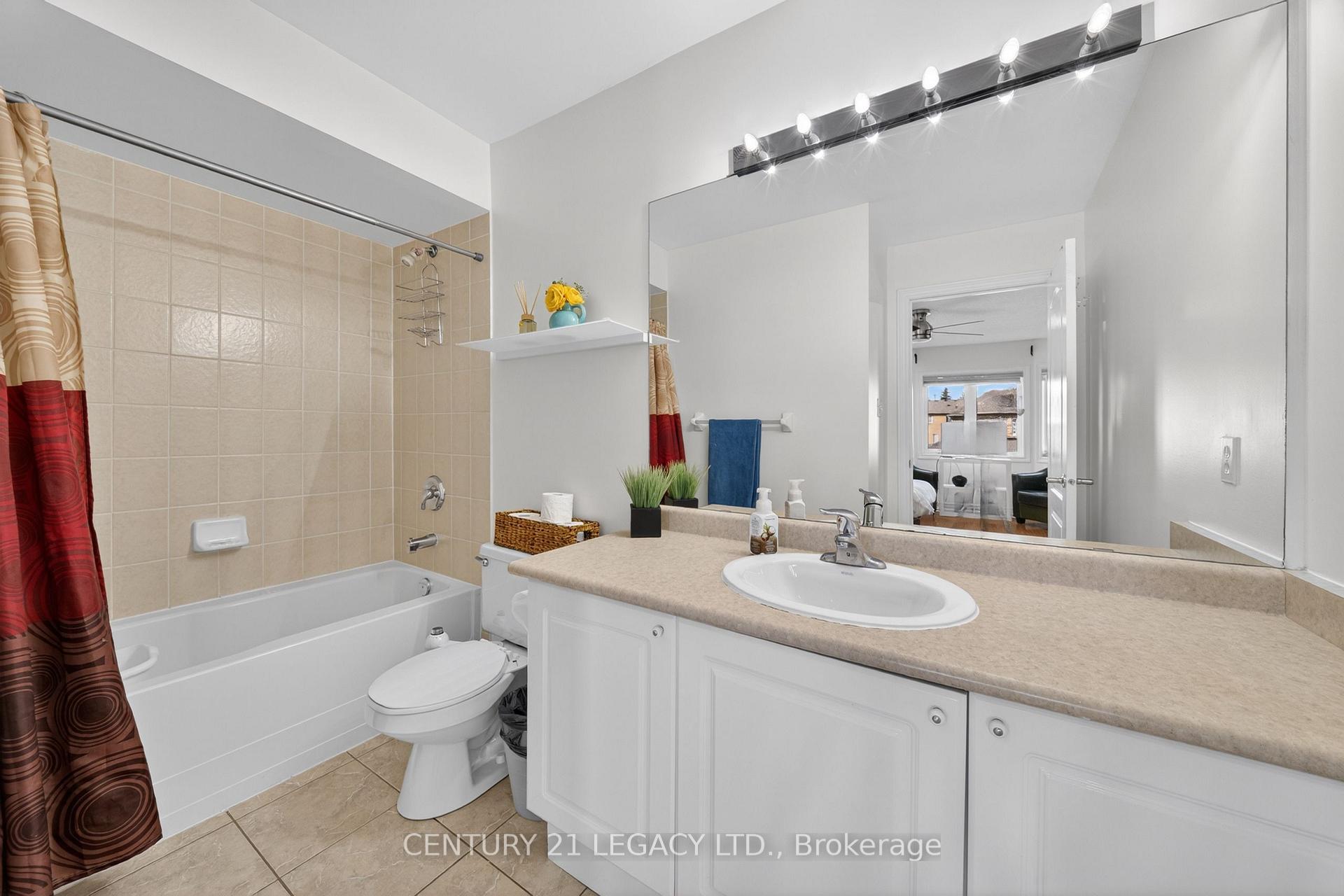 Photo 33 of 12 Aria Lane, Brampton, Bramalea North Industrial — HOMEH