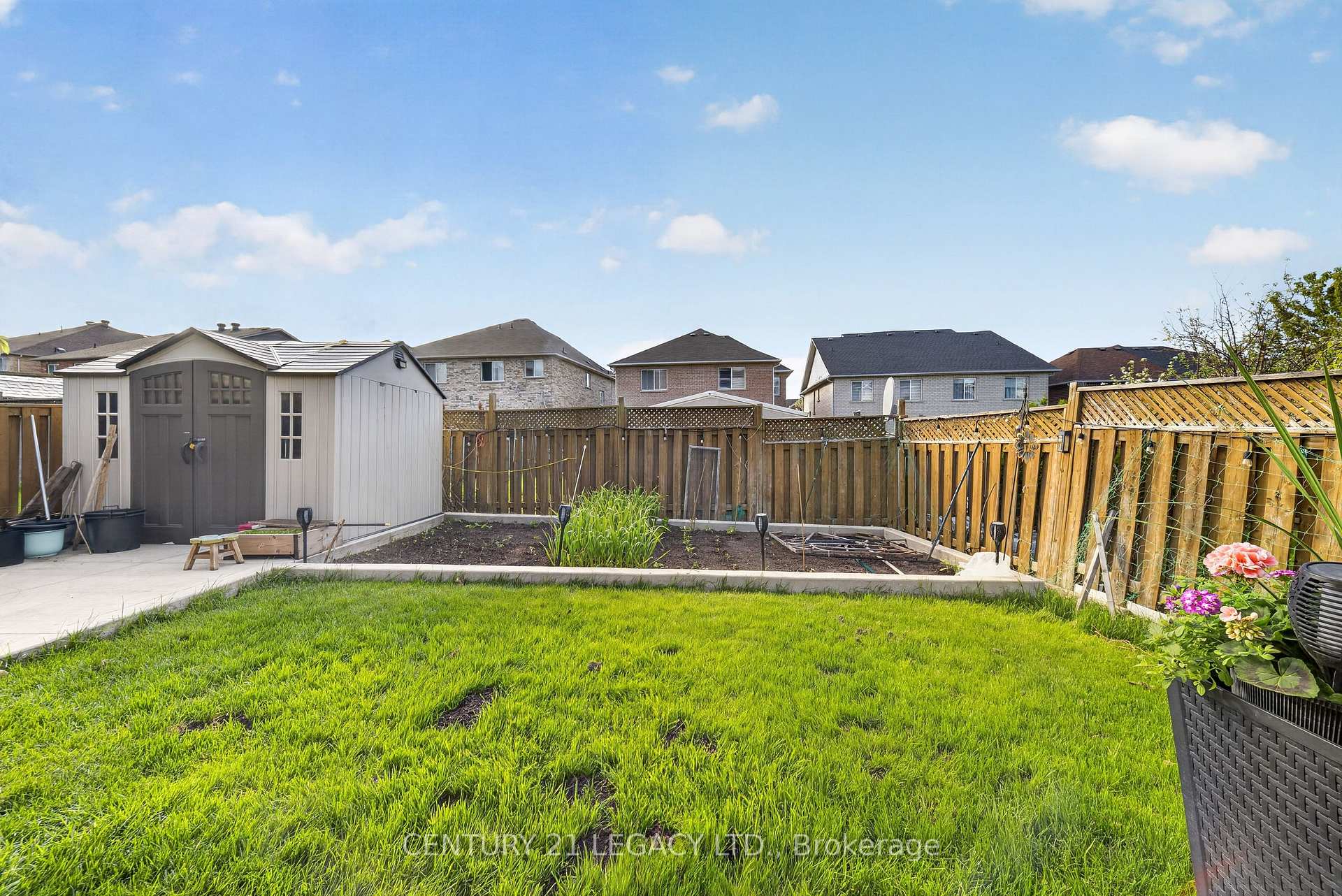 Photo 45 of 12 Aria Lane, Brampton, Bramalea North Industrial — HOMEH