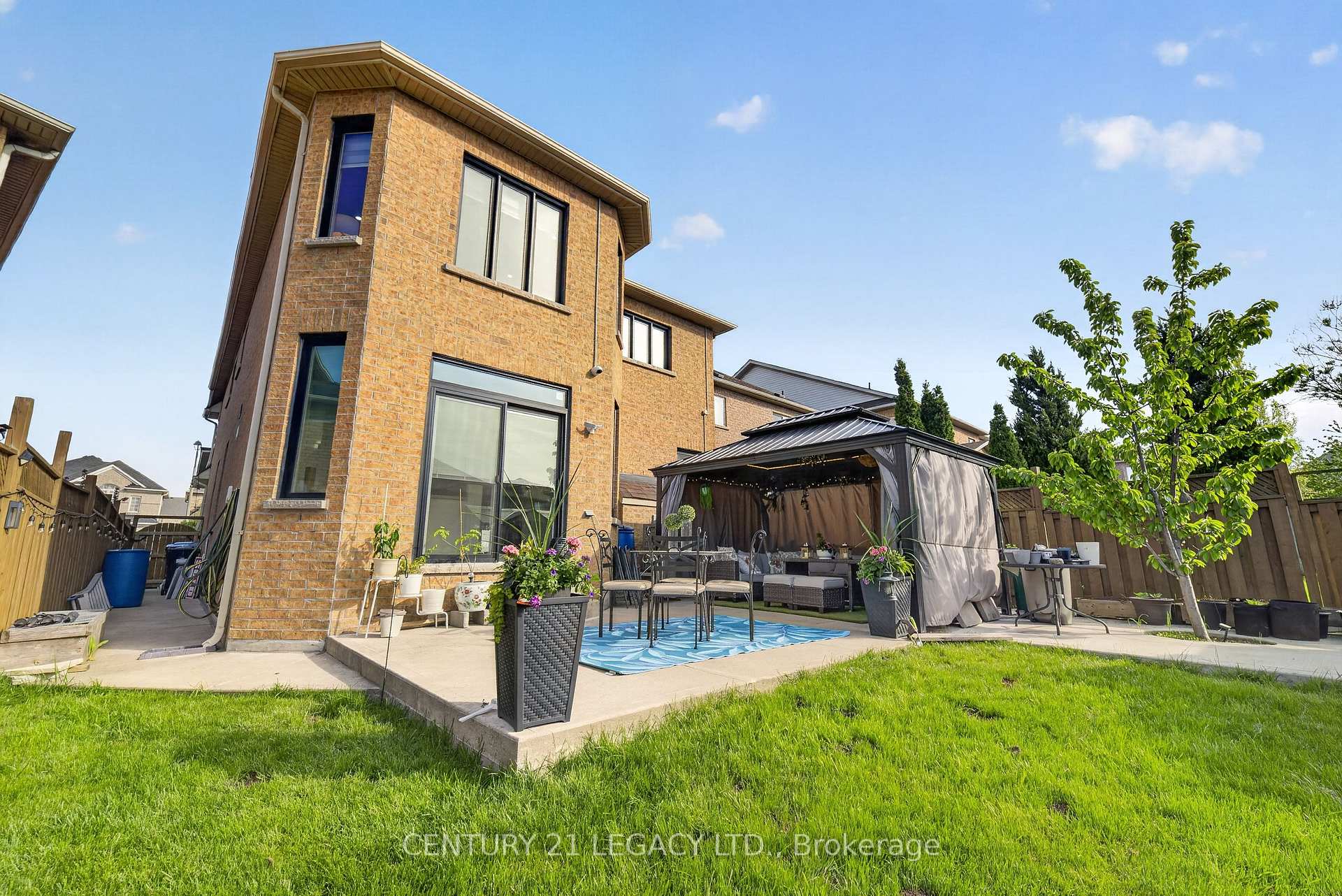 Photo 46 of 12 Aria Lane, Brampton, Bramalea North Industrial — HOMEH