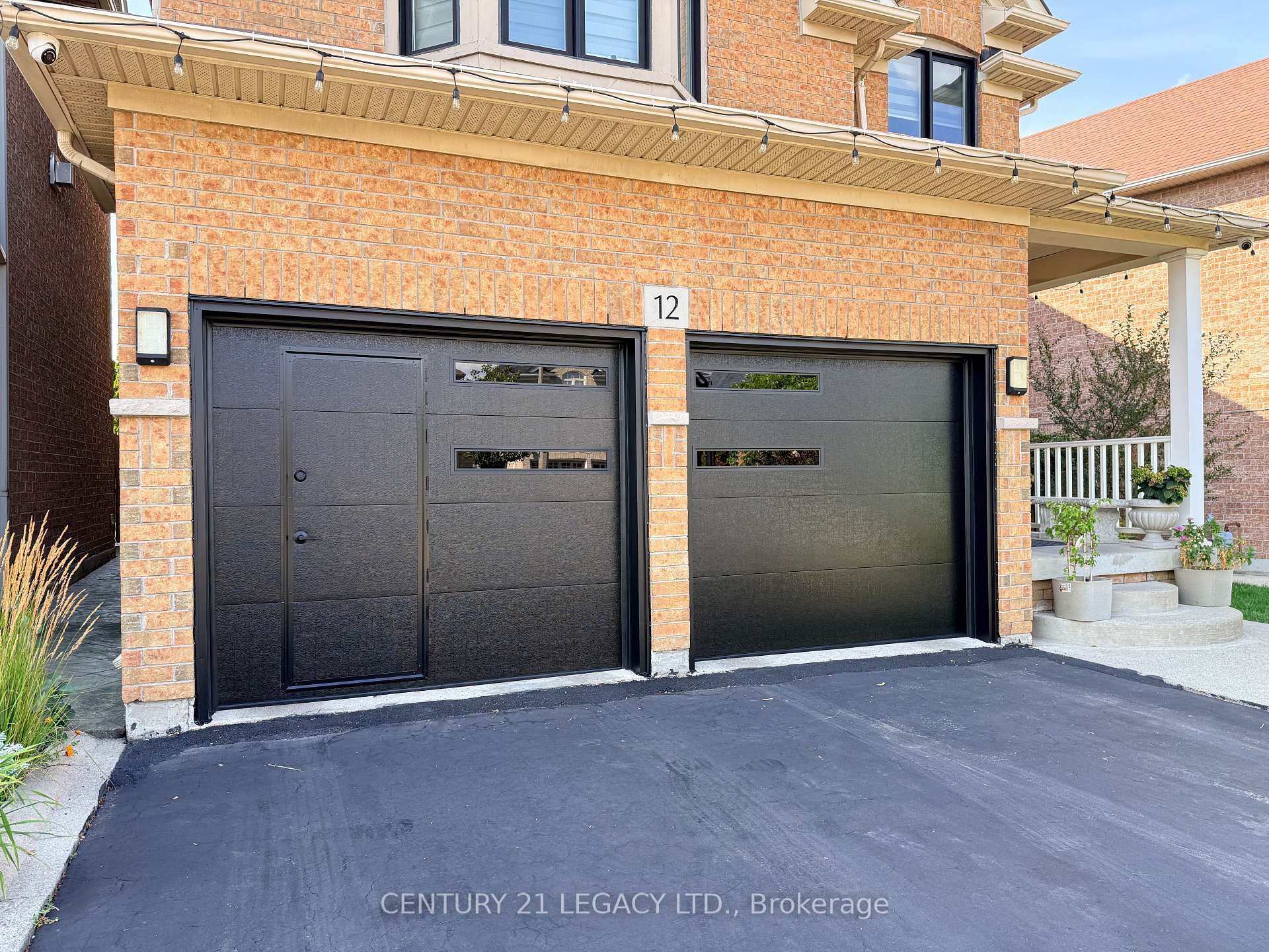 Photo 49 of 12 Aria Lane, Brampton, Bramalea North Industrial — HOMEH