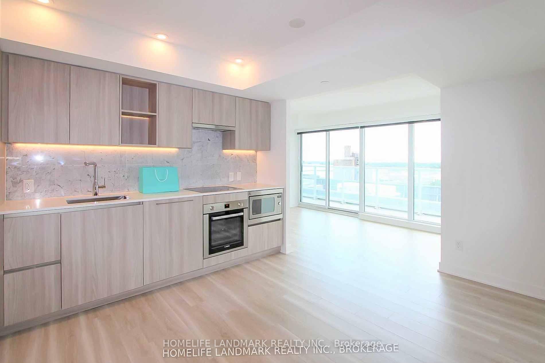 Photo 3 of Unit 1711, 19 Bathurst Street, Toronto, Waterfront Communities — HOMEH