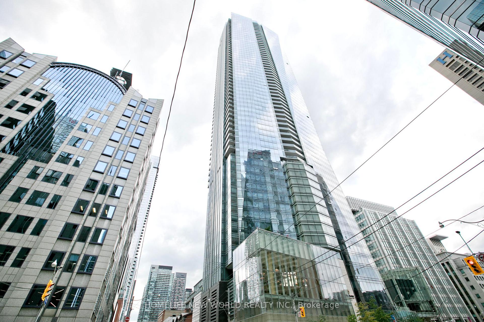Front of Unit 5008, 180 University Avenue