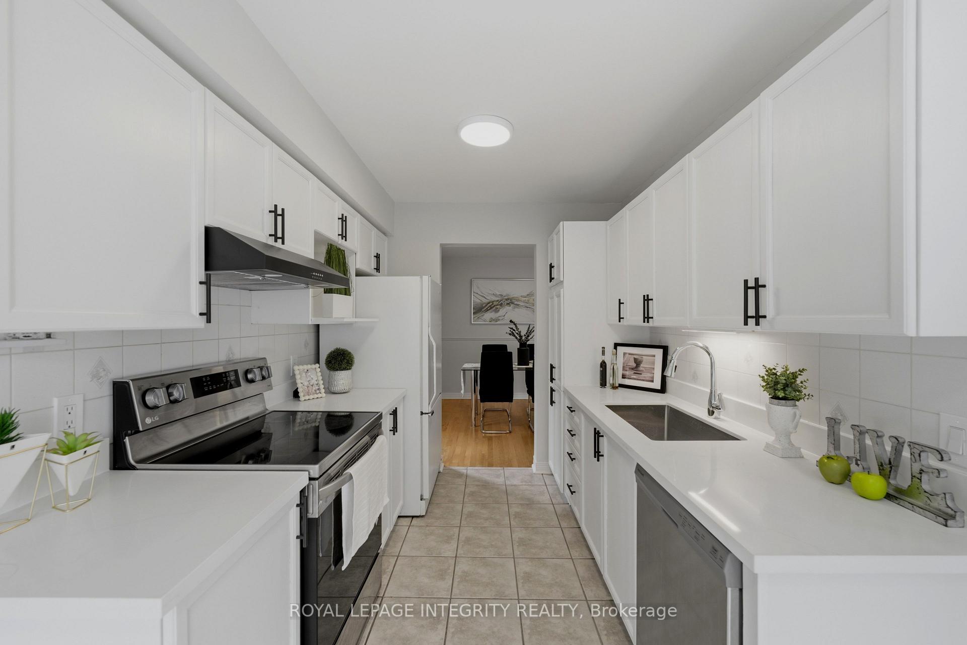 Photo 8 of 20 Redding Way, Ottawa, Centrepointe — HOMEH