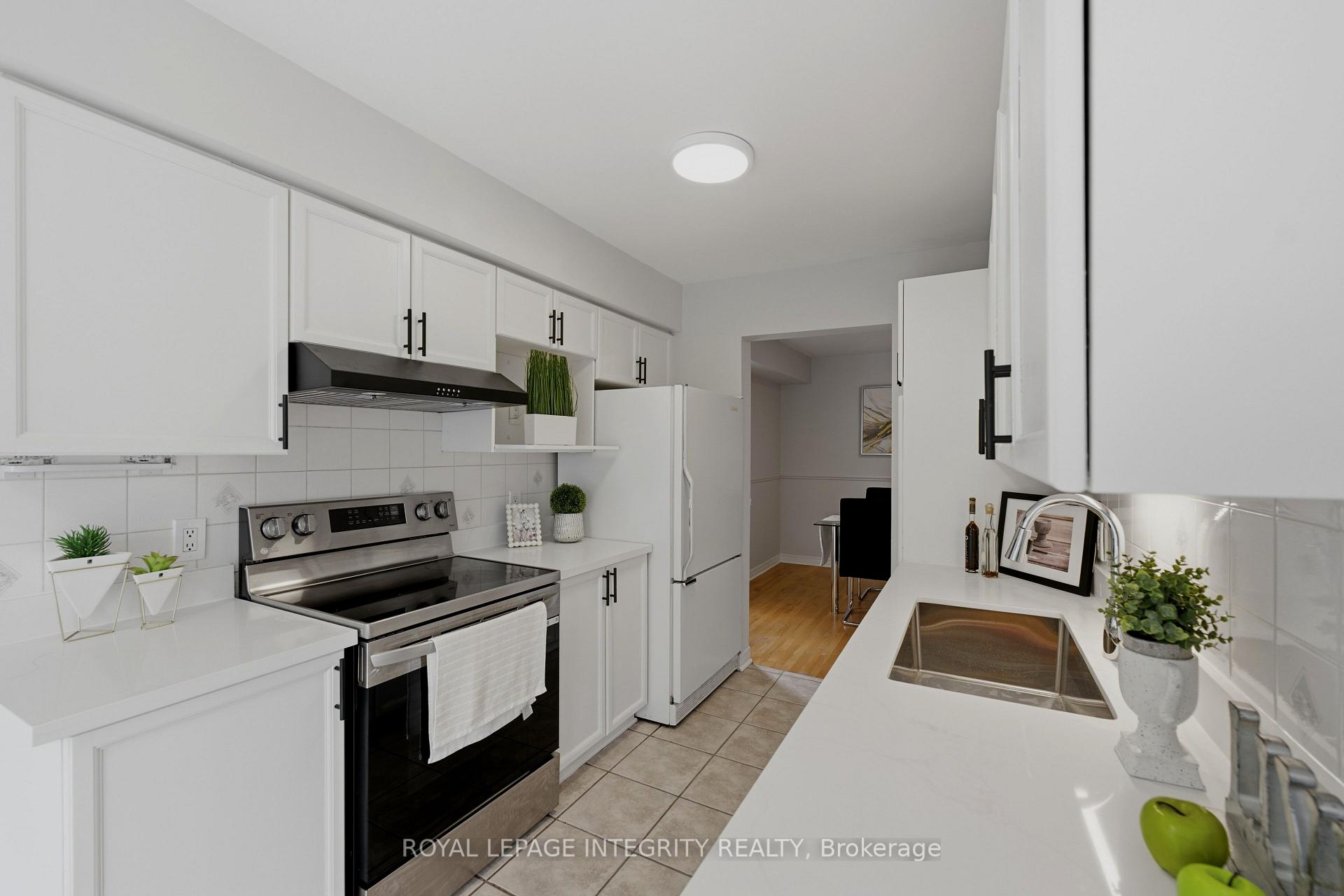 Photo 10 of 20 Redding Way, Ottawa, Centrepointe — HOMEH