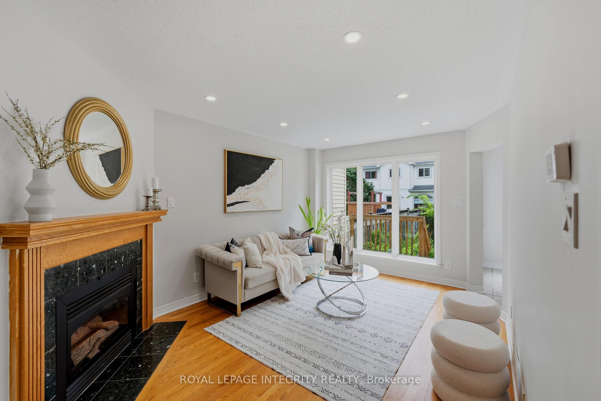 Photo 13 of 20 Redding Way, Ottawa, Centrepointe — HOMEH