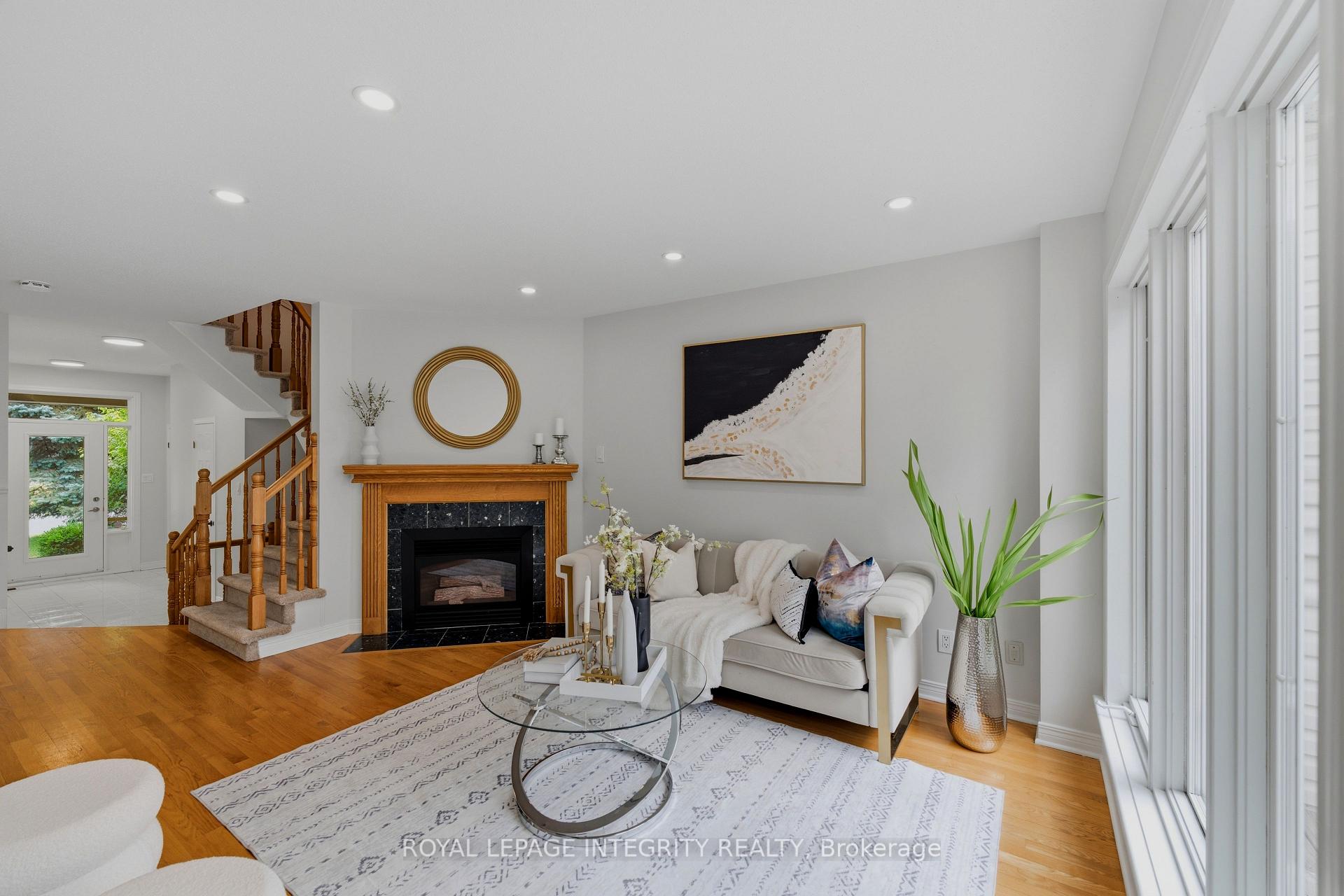 Photo 14 of 20 Redding Way, Ottawa, Centrepointe — HOMEH