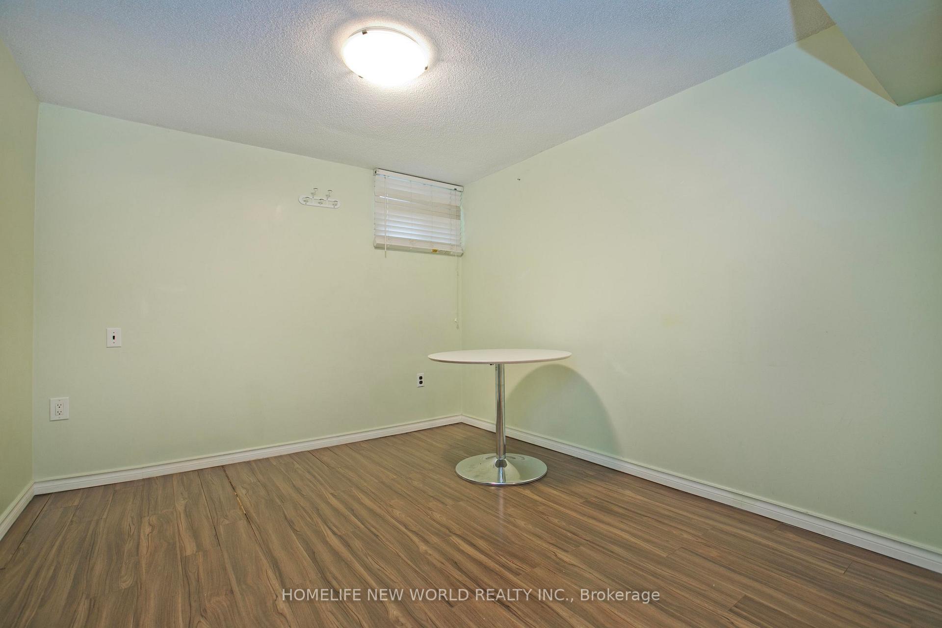 Photo 51 of 60 James Park Square, Scarborough, Milliken — HOMEH