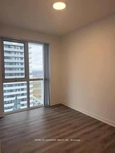 Photo 5 of Unit 2212, 8 Interchange Way, Vaughan, Vaughan Corporate Centre — HOMEH