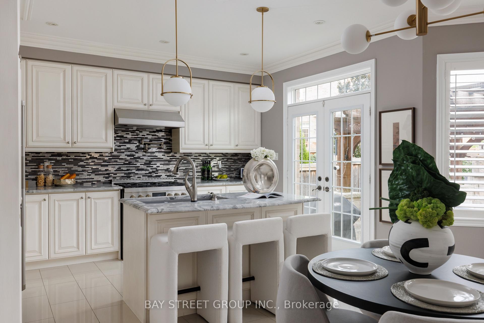 Photo 18 of 68 Foshan Avenue, Markham, Berczy — HOMEH