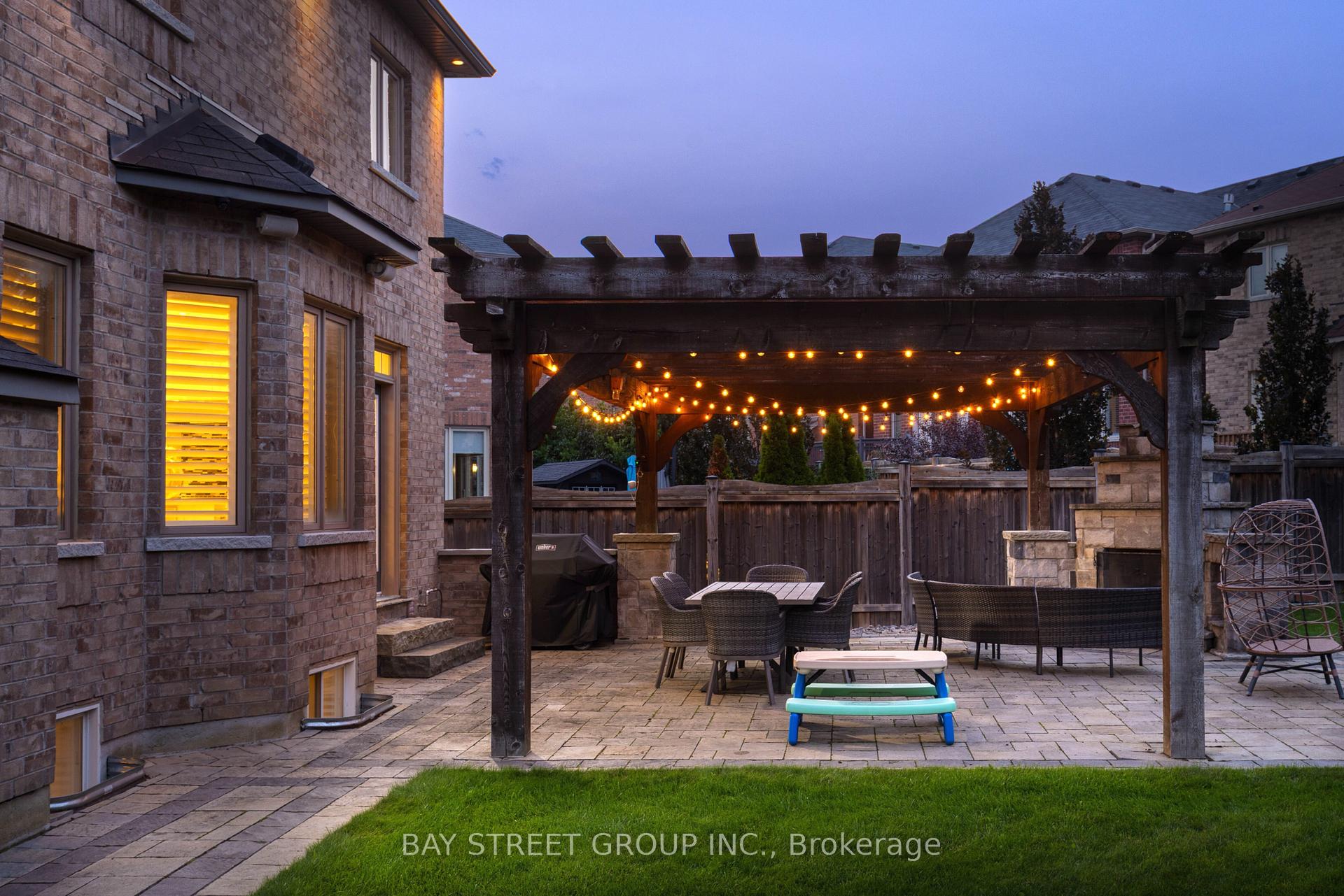 Photo 54 of 68 Foshan Avenue, Markham, Berczy — HOMEH