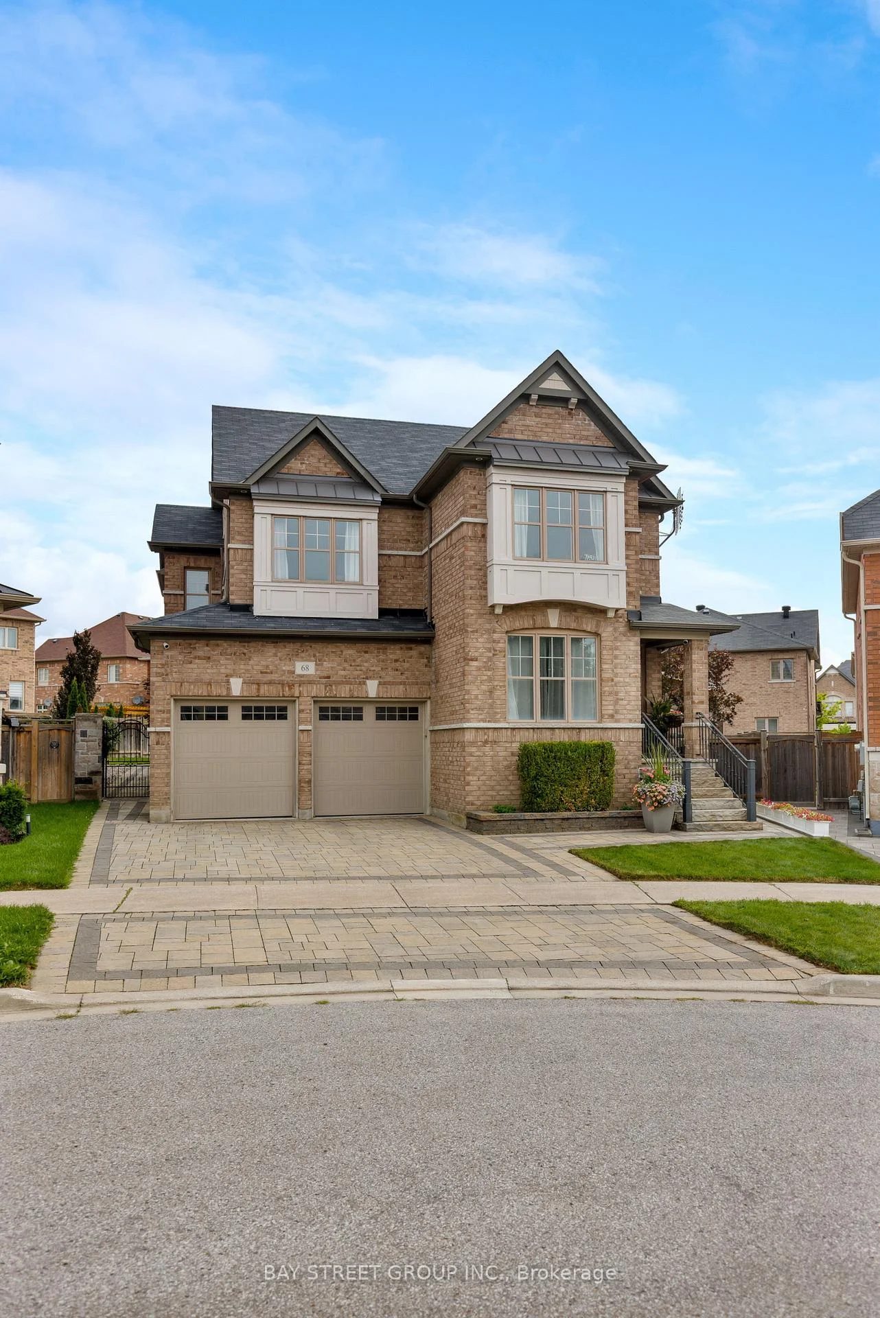 Photo 4 of 68 Foshan Avenue, Markham, Berczy — HOMEH