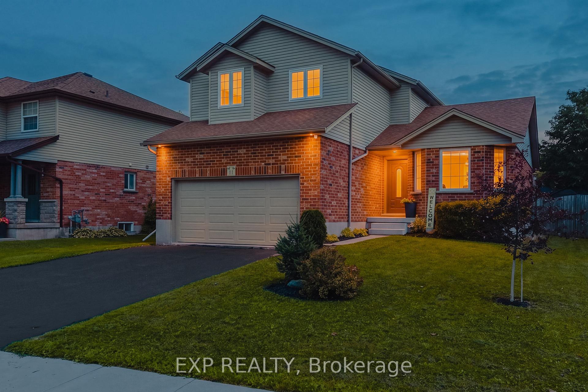 Photo 1 of 11 Maple Street, Mapleton, Rural Mapleton — HOMEH