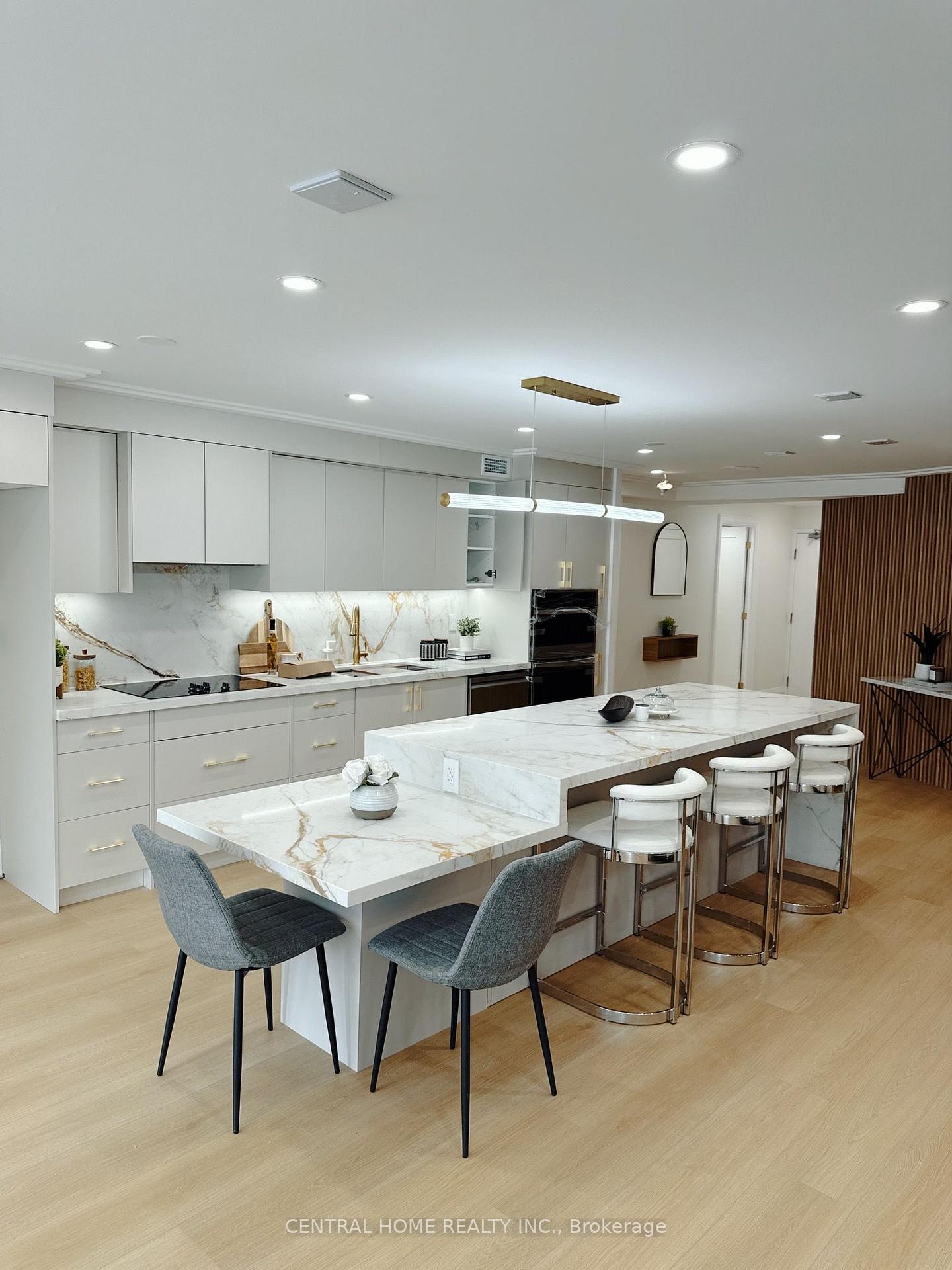 Photo 2 of Unit 302, 85 Skymark Drive, North York, Hillcrest Village — HOMEH