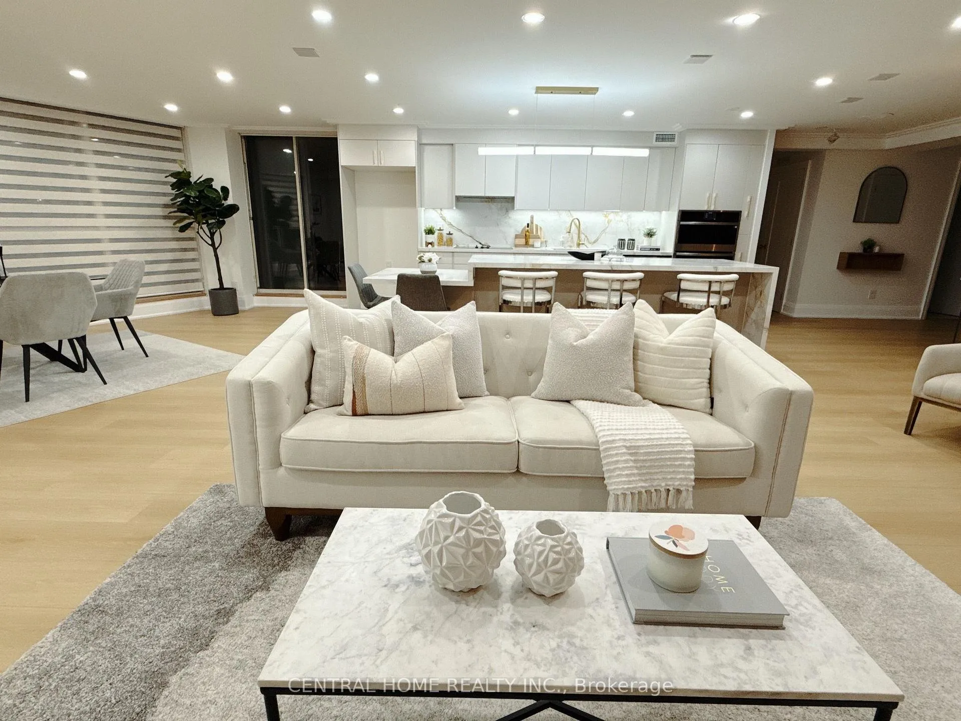 Photo 4 of Unit 302, 85 Skymark Drive, North York, Hillcrest Village — HOMEH