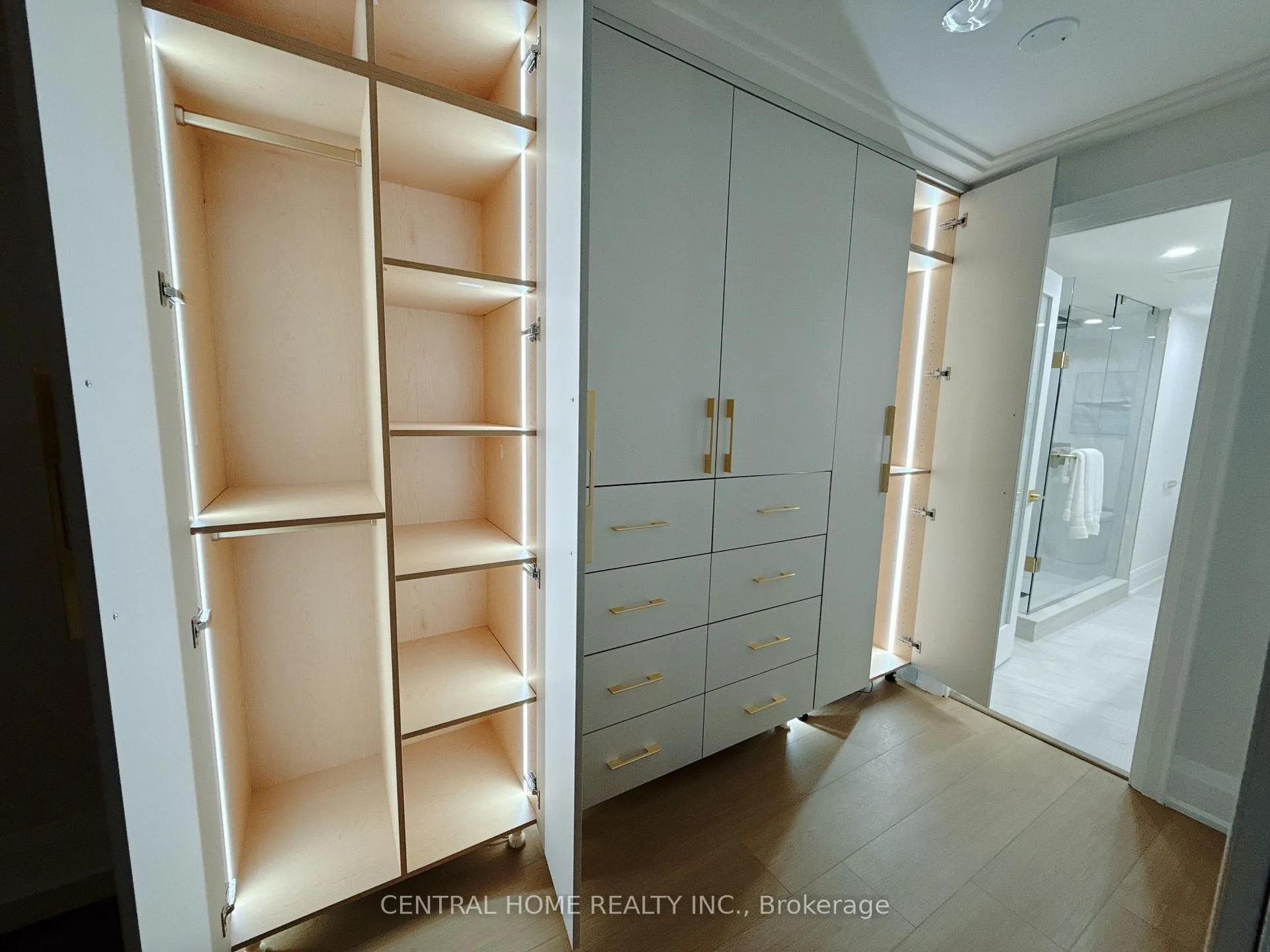 Photo 33 of Unit 302, 85 Skymark Drive, North York, Hillcrest Village — HOMEH