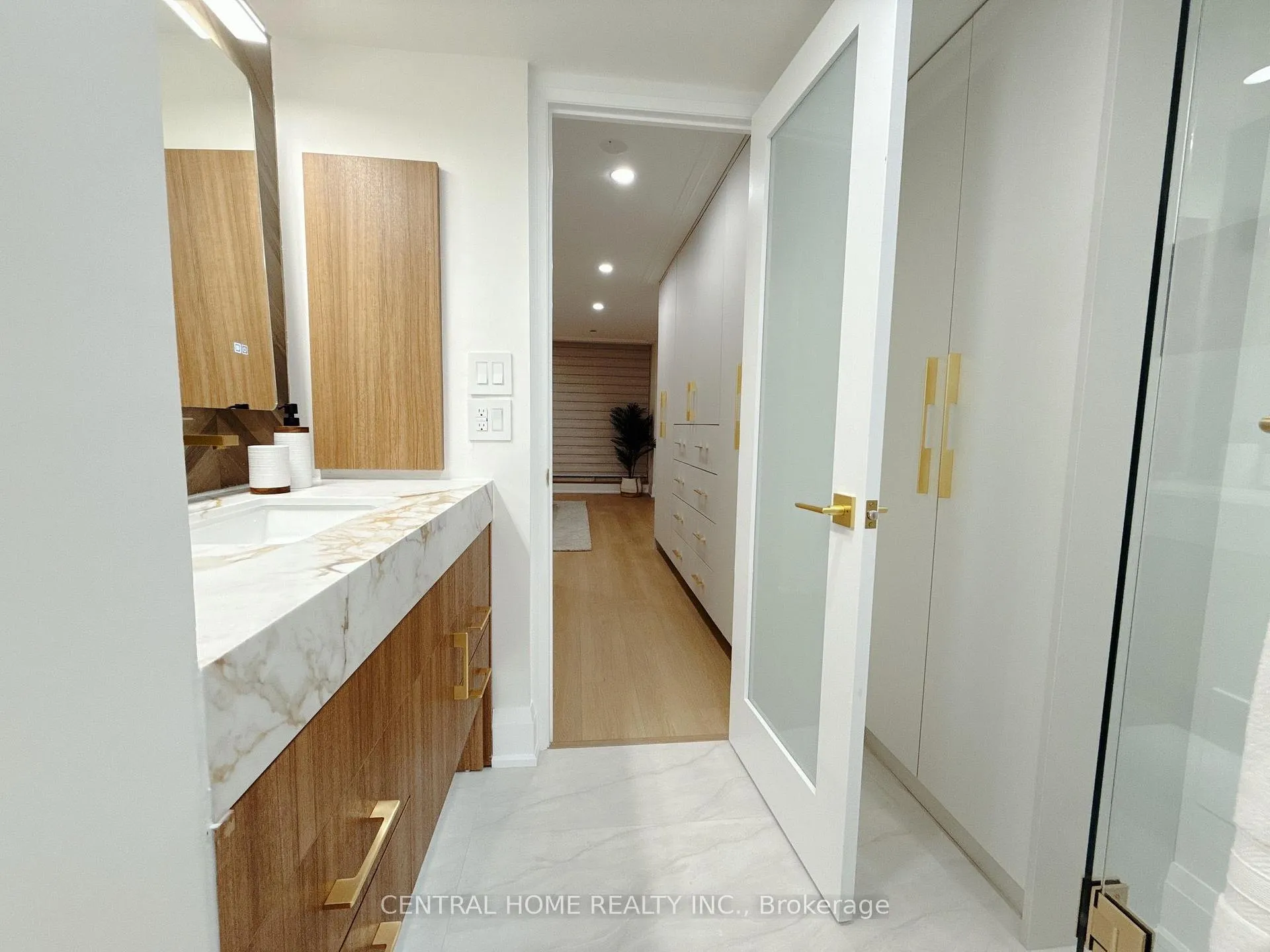 Photo 35 of Unit 302, 85 Skymark Drive, North York, Hillcrest Village — HOMEH