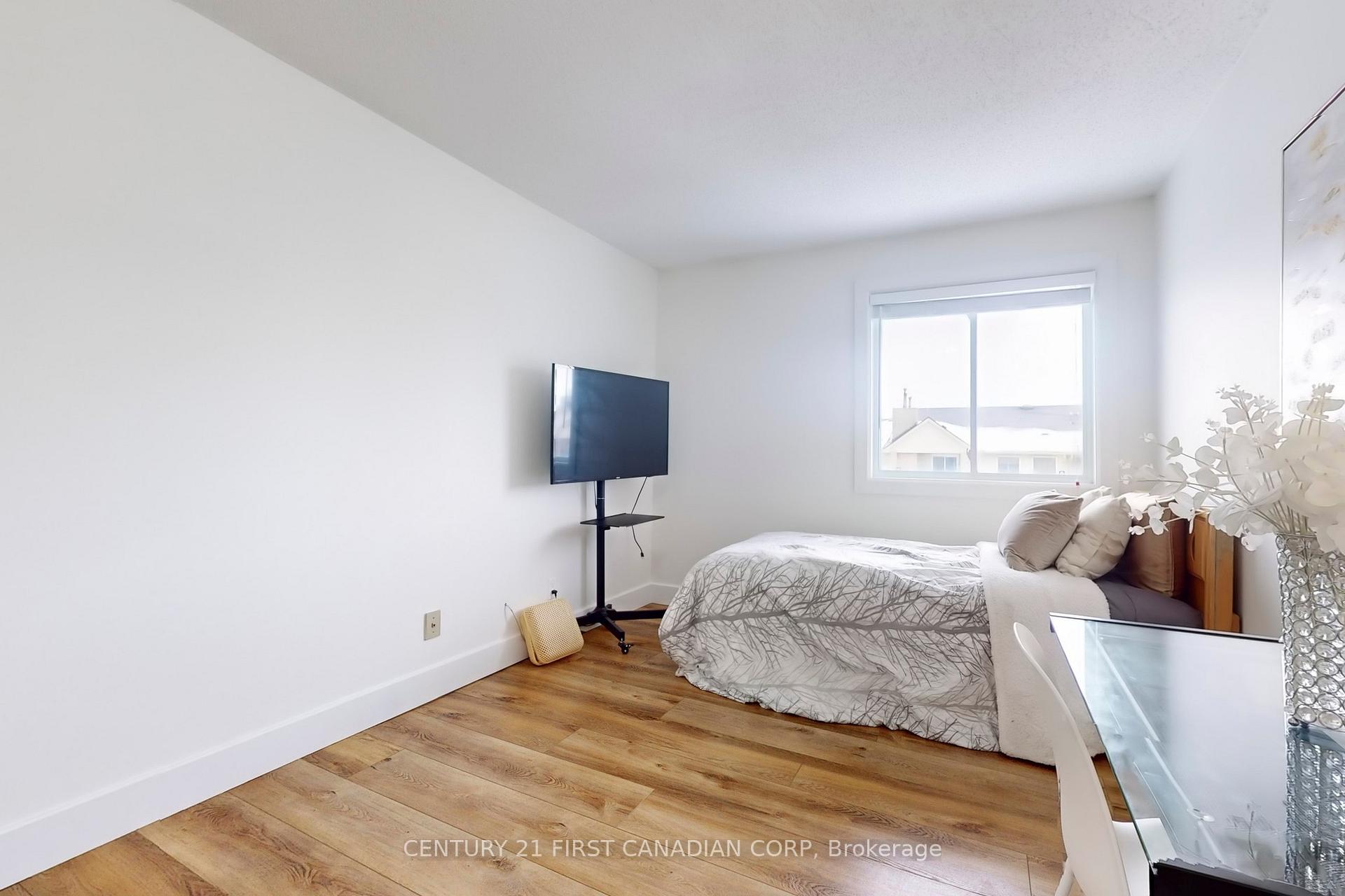 Photo 30 of Unit 319, 735 Deveron Crescent, London, South T — HOMEH