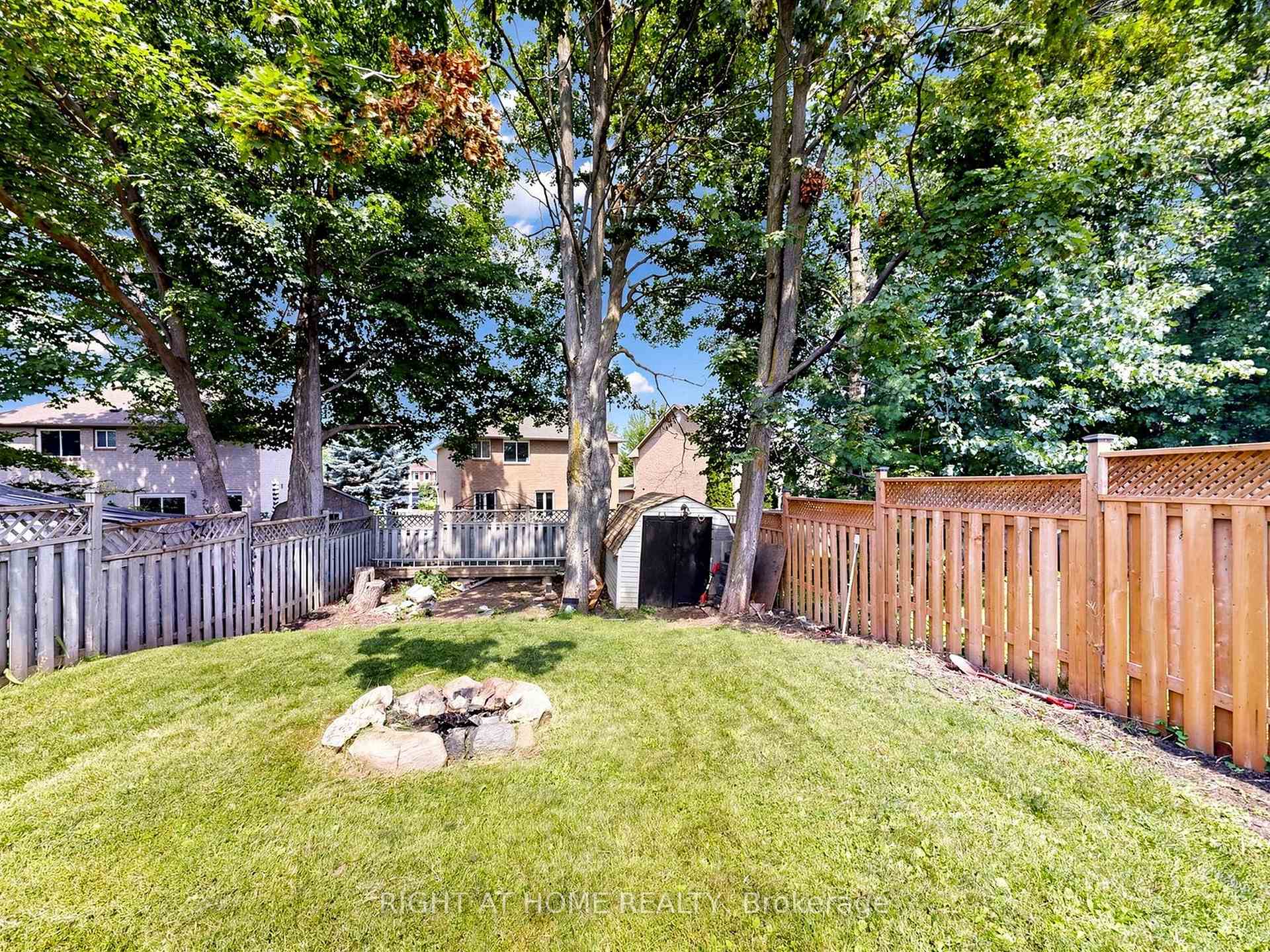 Photo 47 of 207 Hickling Trail, Barrie, Grove East — HOMEH