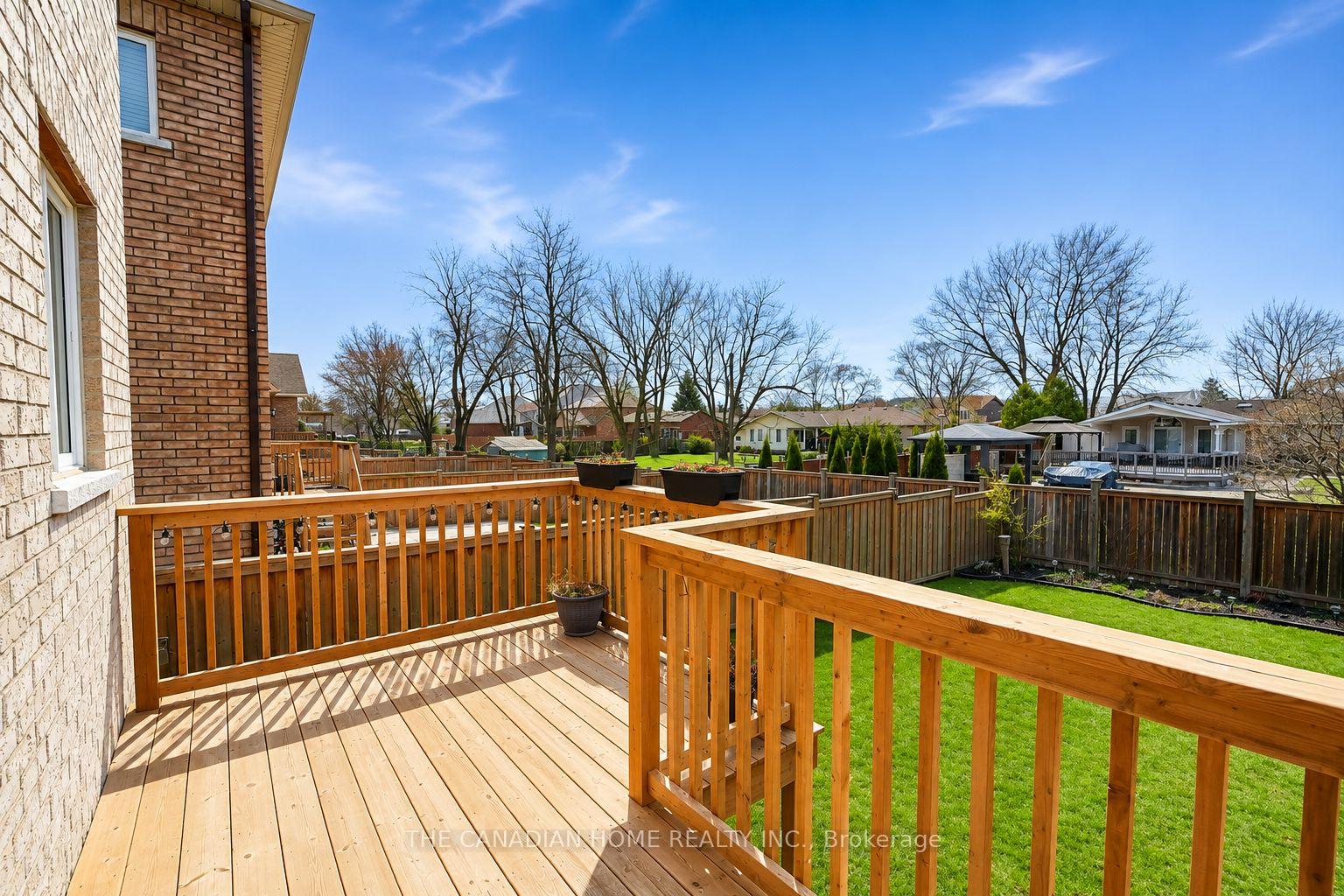 Photo 48 of 23 Chaumont Drive, Hamilton, Stoney Creek Mountain — HOMEH