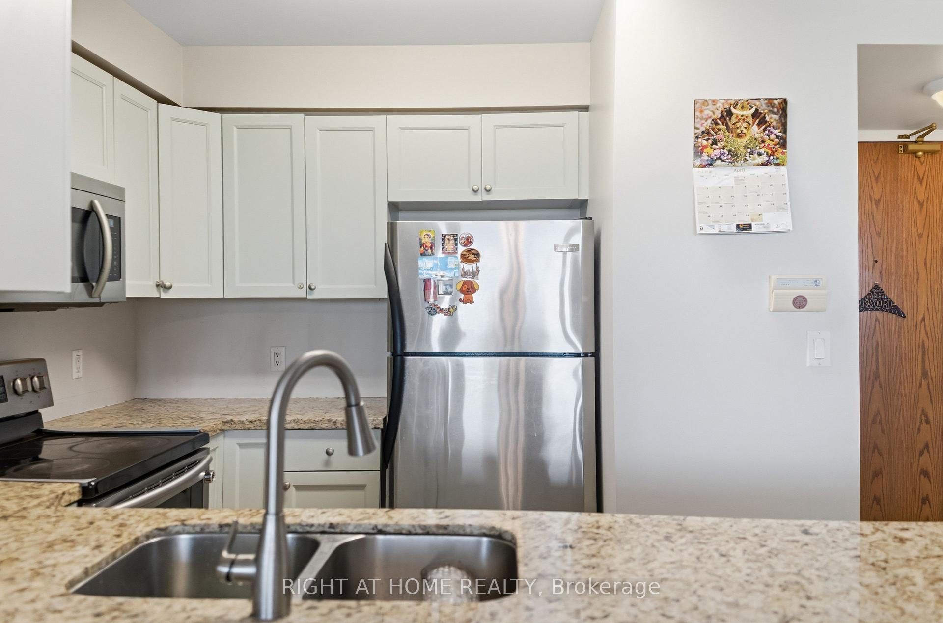 Photo 15 of Unit 607, 4879 Kimbermount Avenue, Mississauga, Central Erin Mills — HOMEH