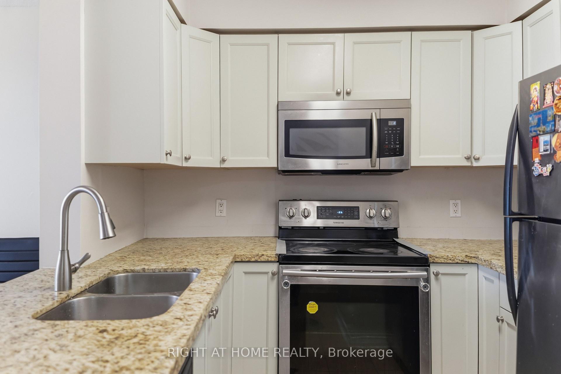 Photo 17 of Unit 607, 4879 Kimbermount Avenue, Mississauga, Central Erin Mills — HOMEH
