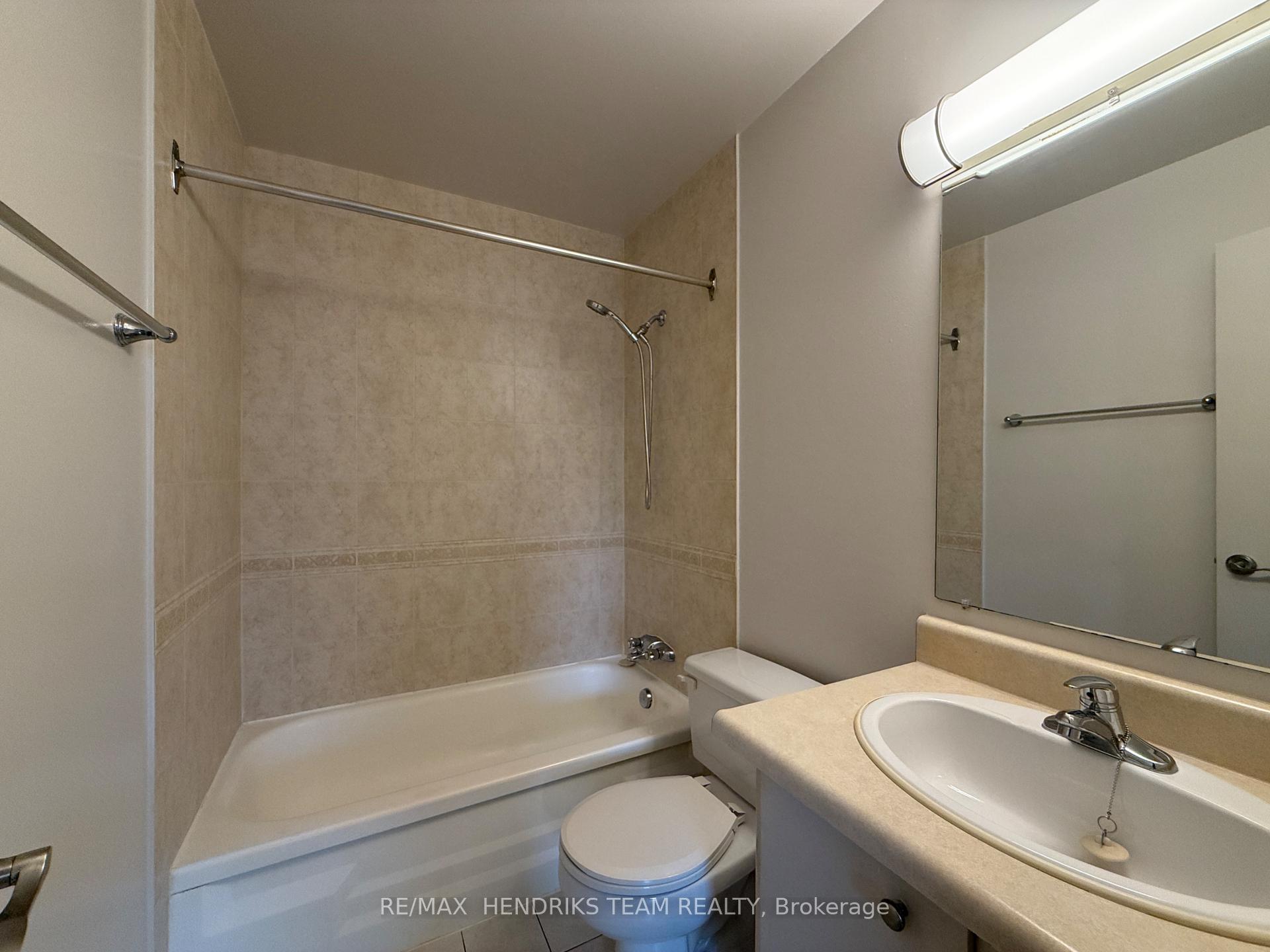 Photo 9 of Unit 409, 39 Leaside Drive, St. Catharines, Carlton/Bunting — HOMEH