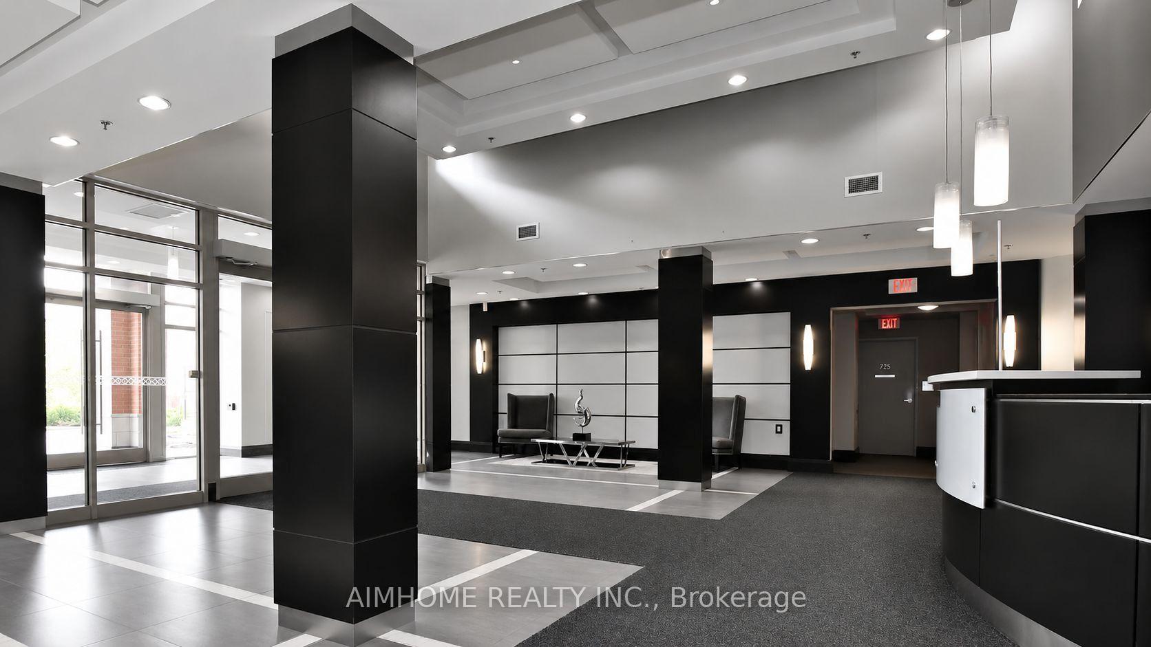 Photo 3 of Unit 804, 75 King William Crescent, Richmond Hill, Langstaff — HOMEH