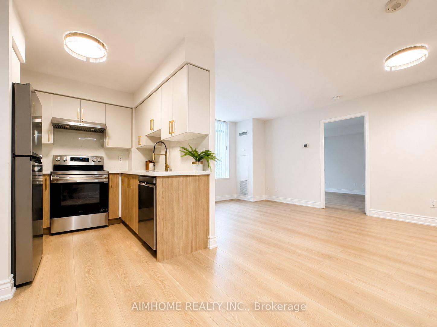 Photo 6 of Unit 804, 75 King William Crescent, Richmond Hill, Langstaff — HOMEH