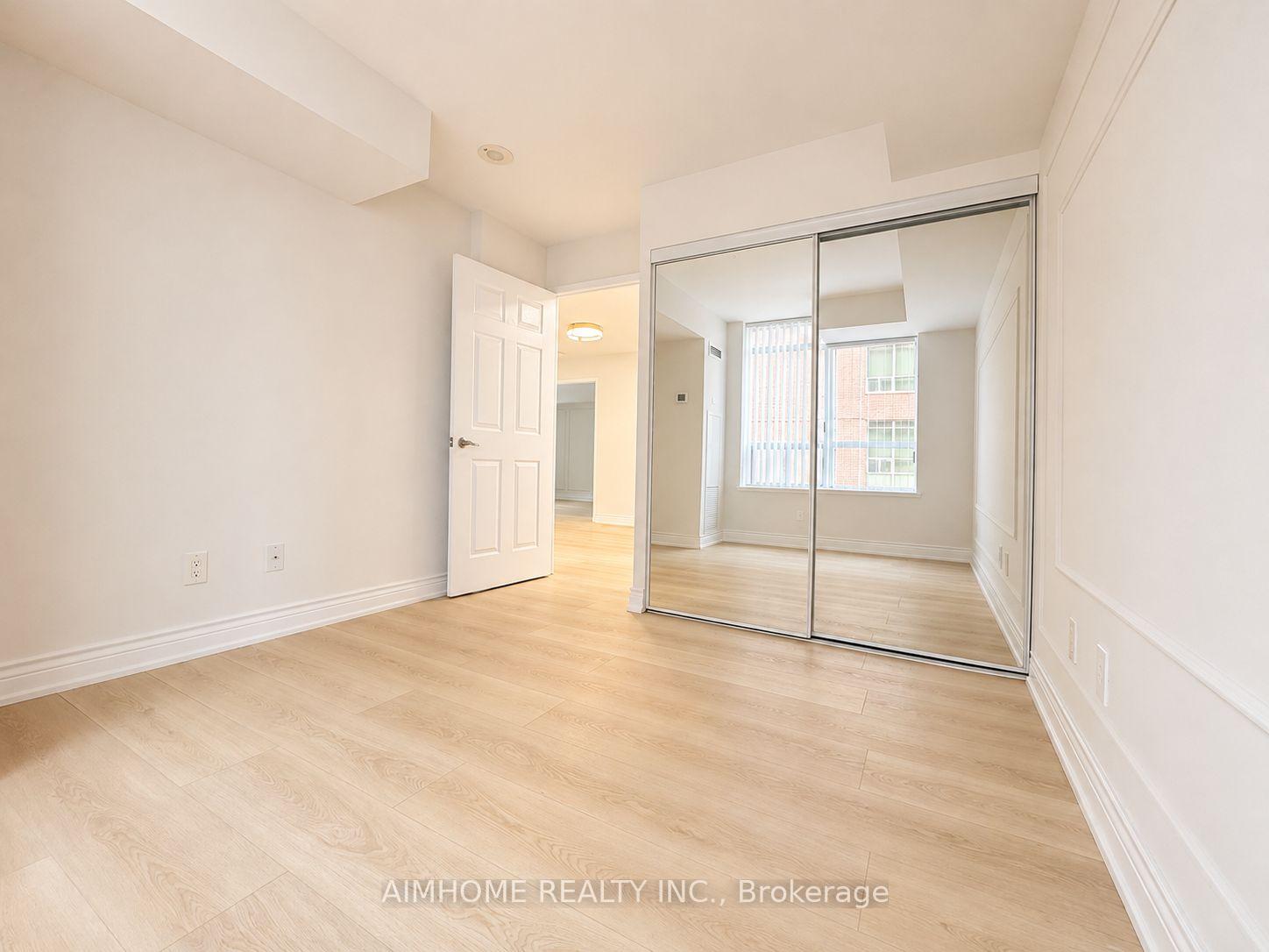 Photo 18 of Unit 804, 75 King William Crescent, Richmond Hill, Langstaff — HOMEH