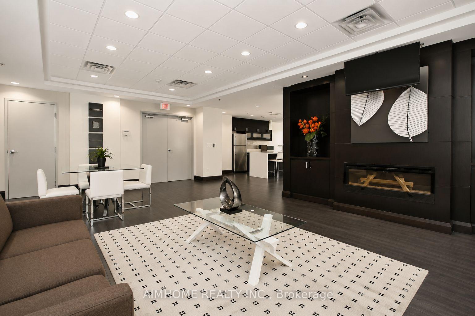 Photo 27 of Unit 804, 75 King William Crescent, Richmond Hill, Langstaff — HOMEH