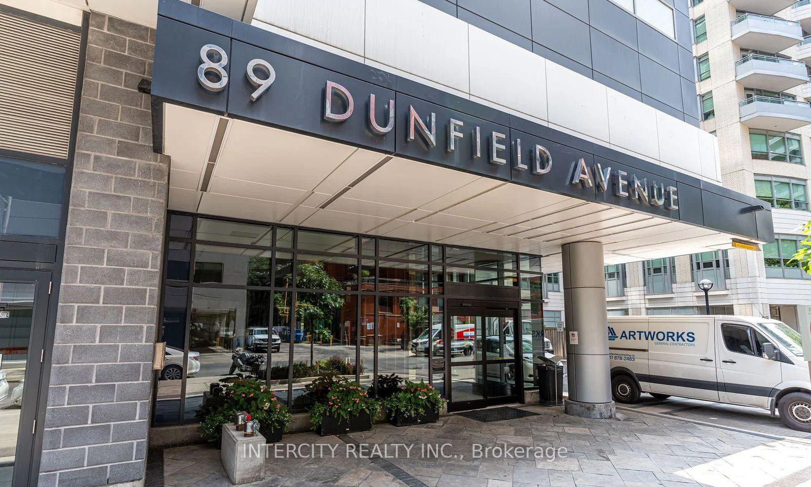 Photo 7 of Unit 3202, 89 Dunfield Avenue, Toronto, Mount Pleasant West — HOMEH