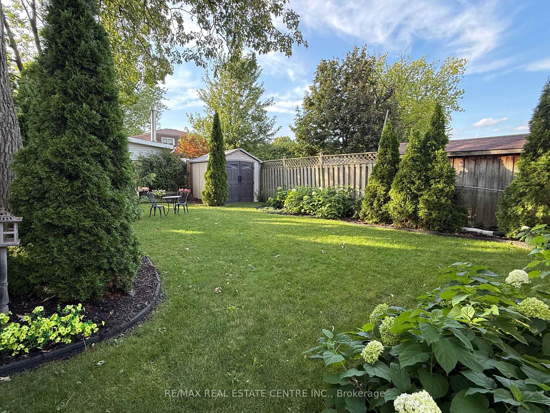 Photo 3 of 2311 Council Ring Road, Mississauga, Erin Mills — HOMEH