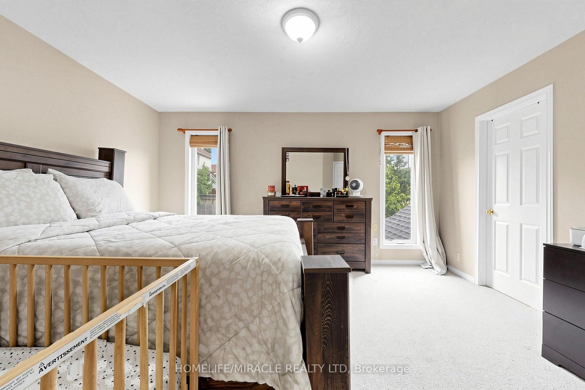 Photo 23 of 378 Mountain Laurel Crescent, Kitchener, Larentian West — HOMEH