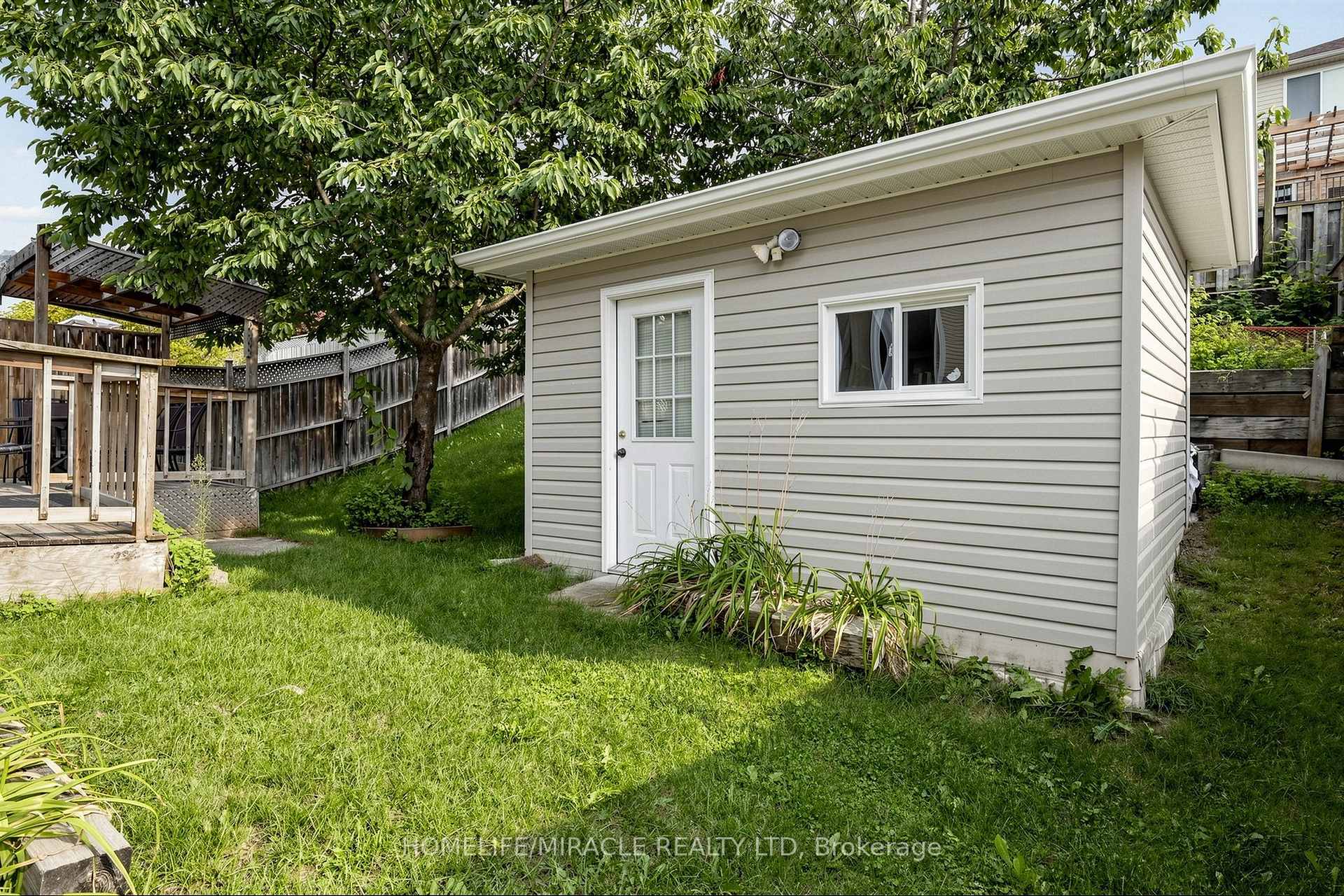 Photo 47 of 378 Mountain Laurel Crescent, Kitchener, Larentian West — HOMEH