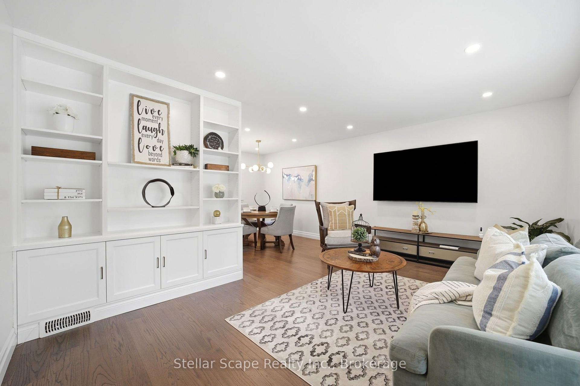 Photo 8 of 1218 Oxlow Drive, Oakville, College Park — HOMEH