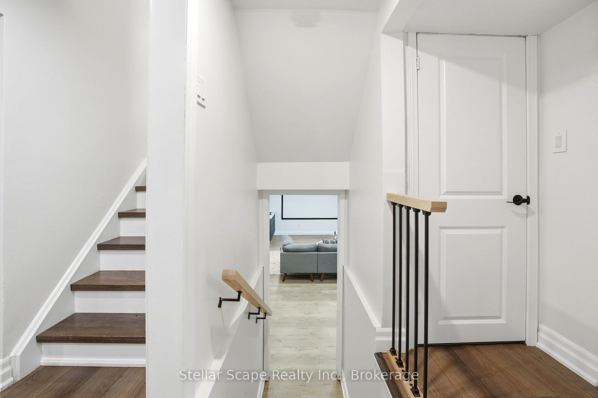 Photo 27 of 1218 Oxlow Drive, Oakville, College Park — HOMEH