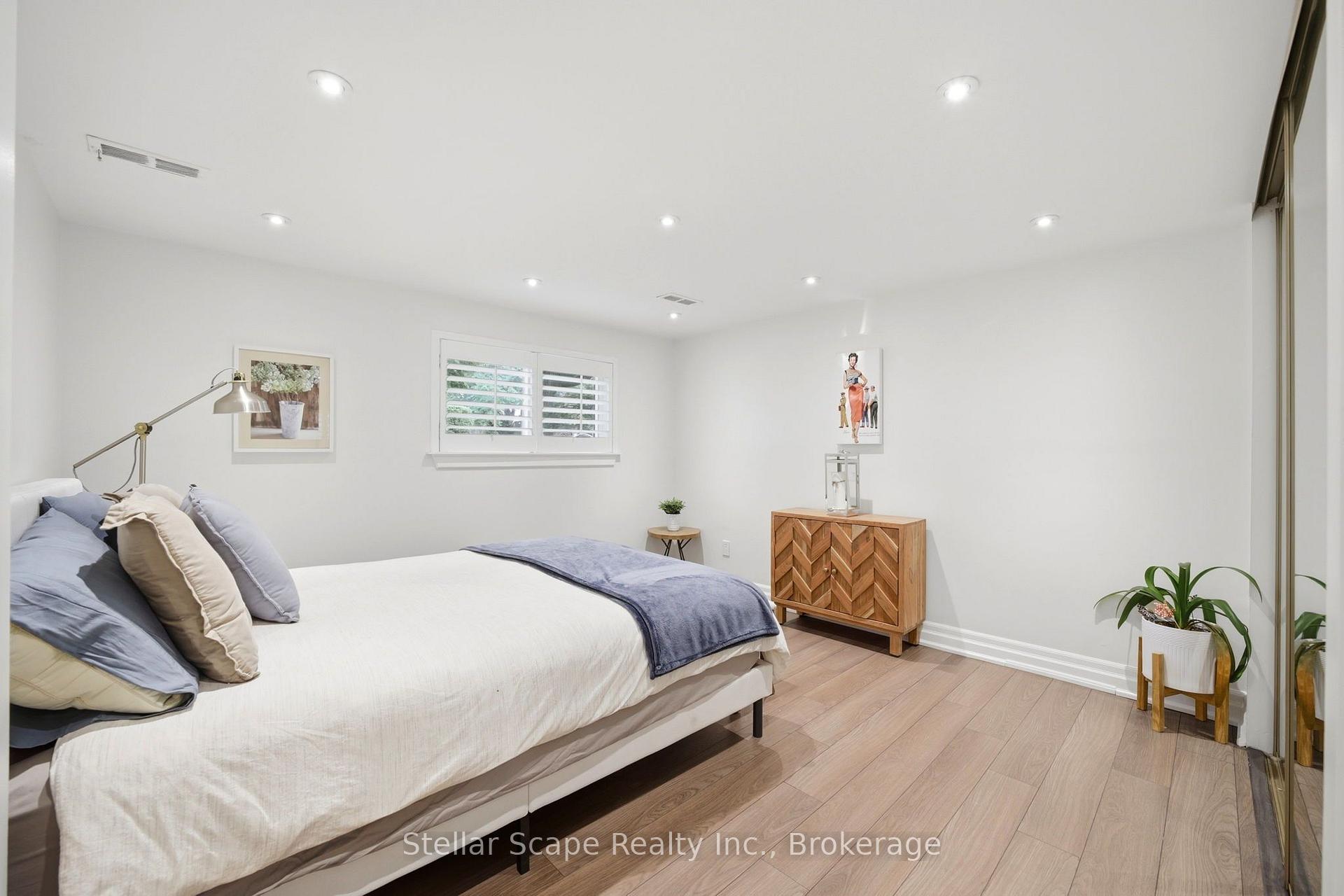 Photo 34 of 1218 Oxlow Drive, Oakville, College Park — HOMEH