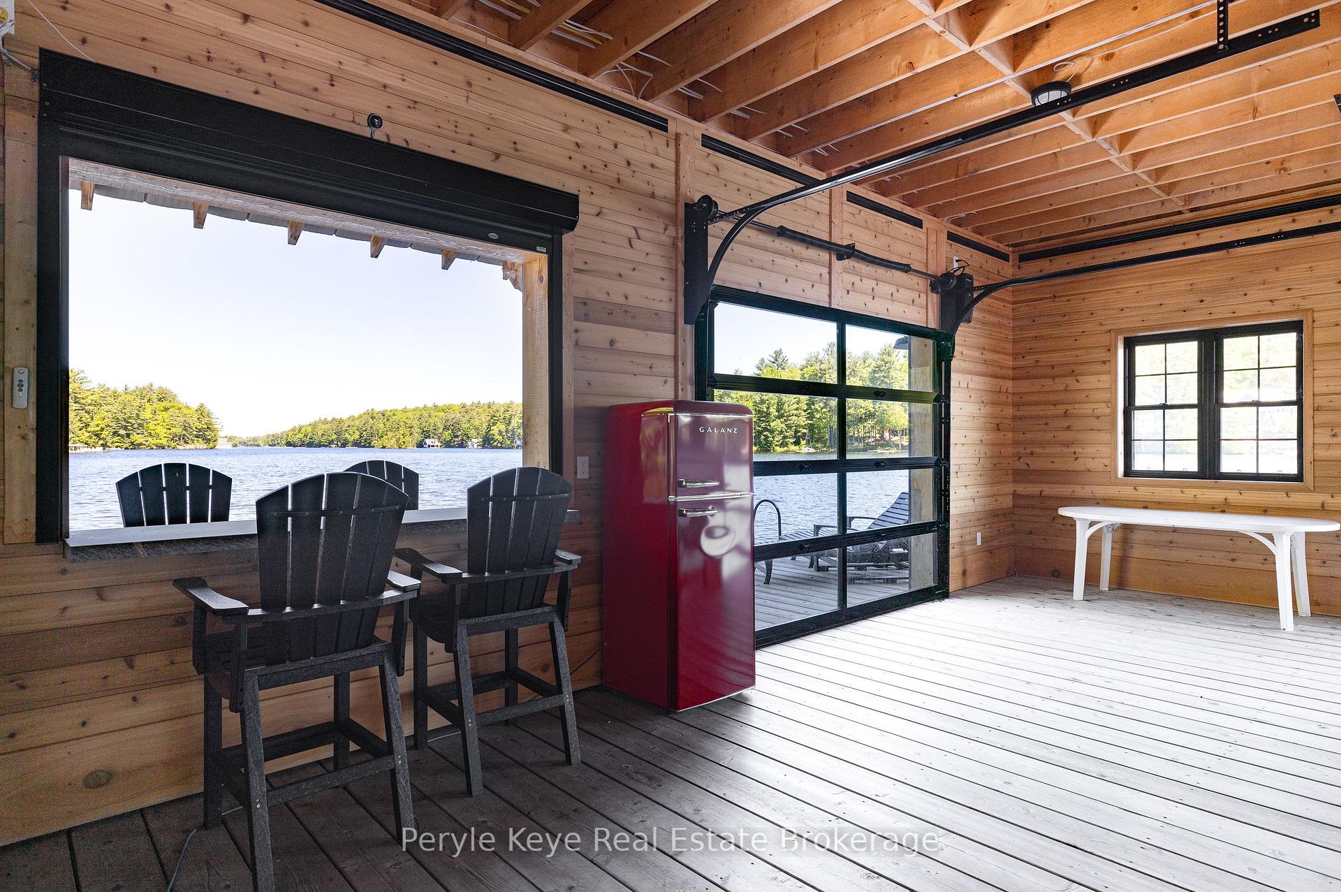 Photo 10 of 22-26 Taylor Island, Gravenhurst, Muskoka (S) — HOMEH