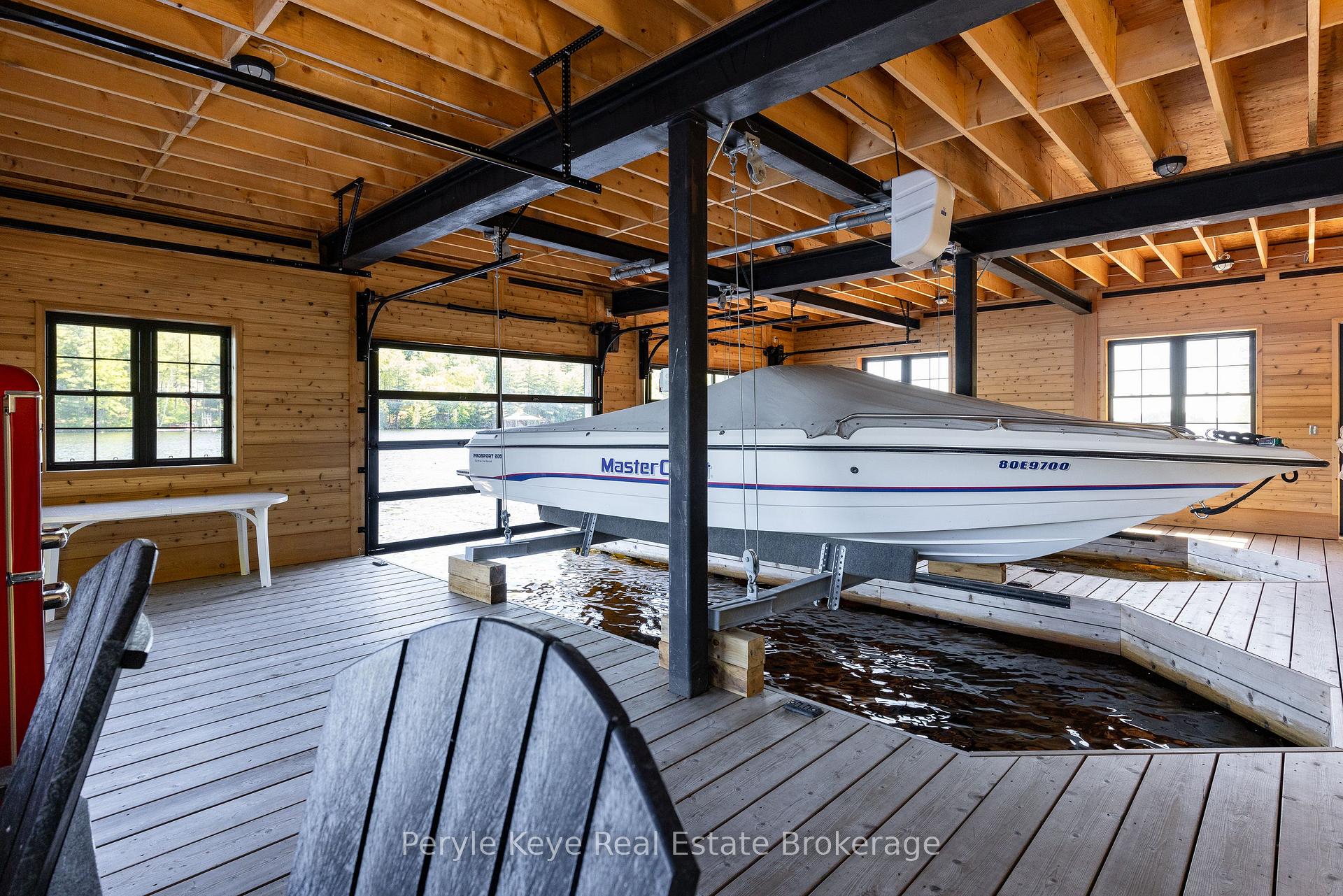Photo 11 of 22-26 Taylor Island, Gravenhurst, Muskoka (S) — HOMEH