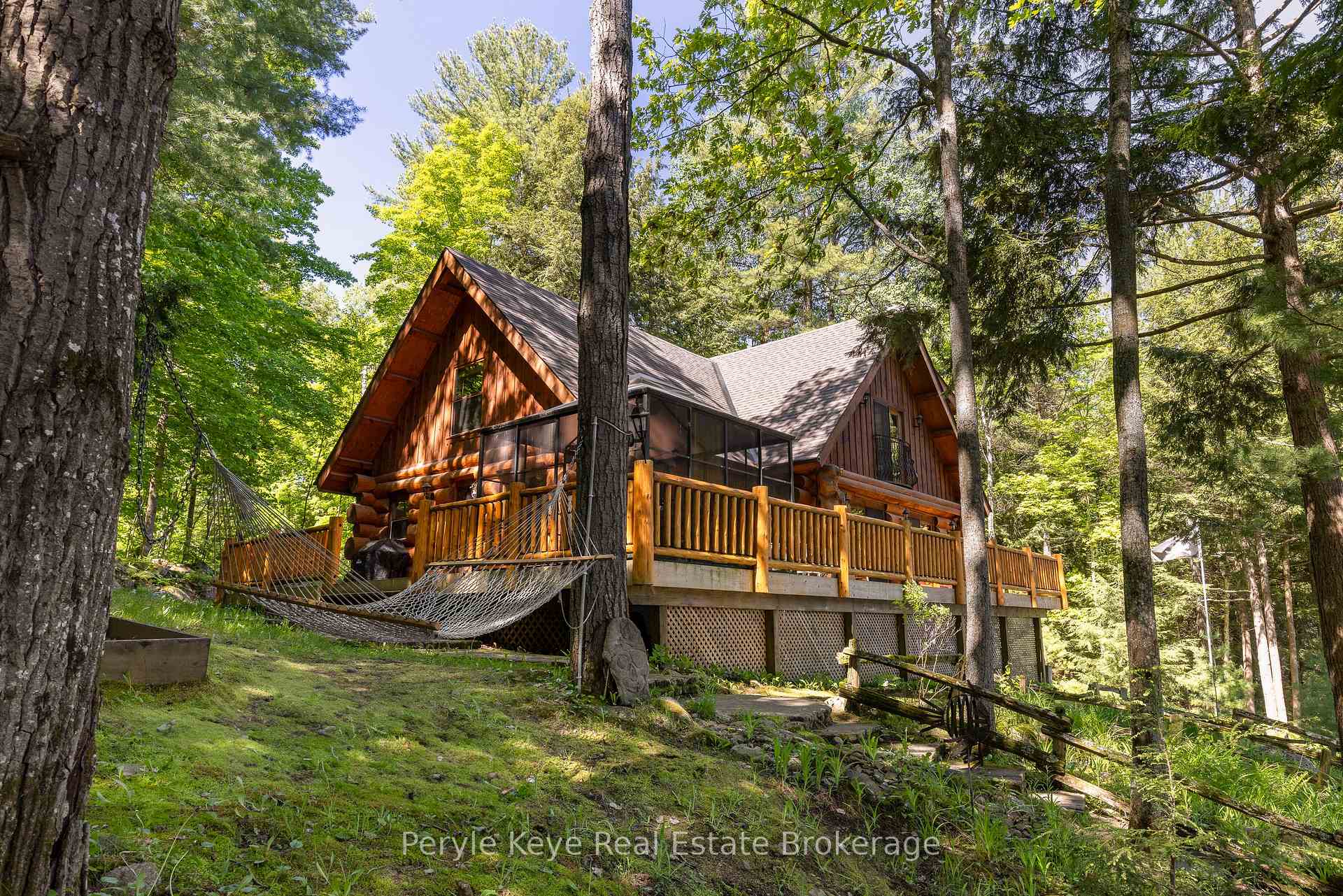 Photo 15 of 22-26 Taylor Island, Gravenhurst, Muskoka (S) — HOMEH