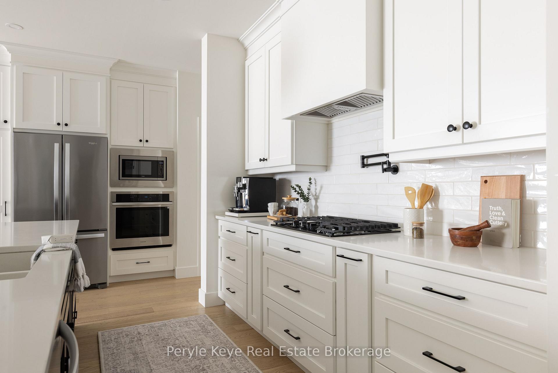 Photo 12 of 103 Granite Drive, Huntsville, Chaffey — HOMEH