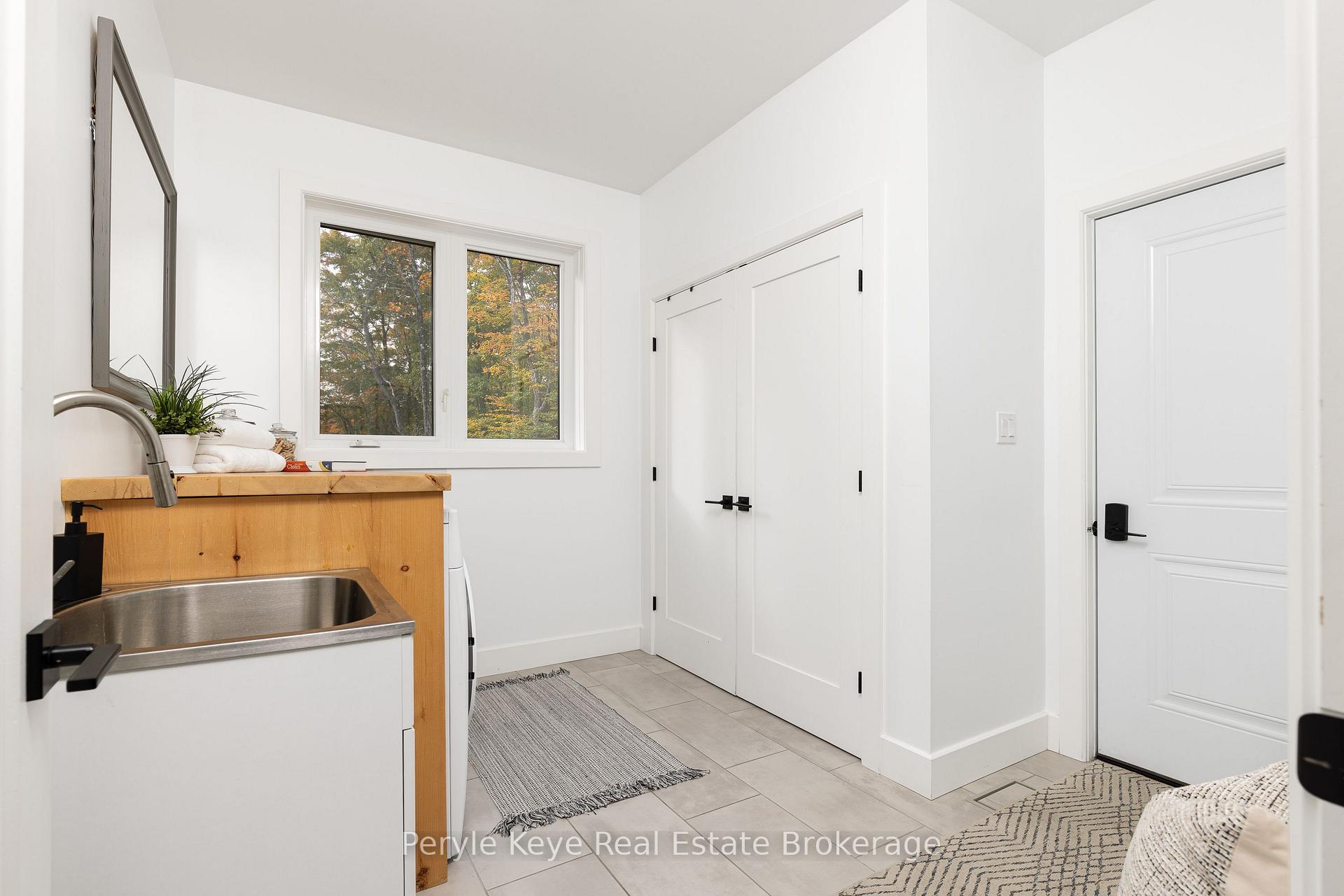 Photo 25 of 103 Granite Drive, Huntsville, Chaffey — HOMEH