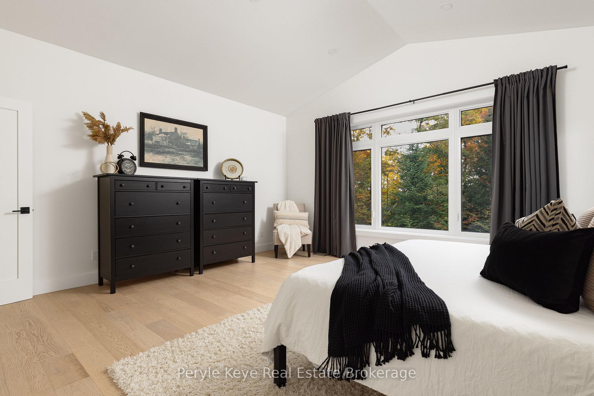 Photo 28 of 103 Granite Drive, Huntsville, Chaffey — HOMEH