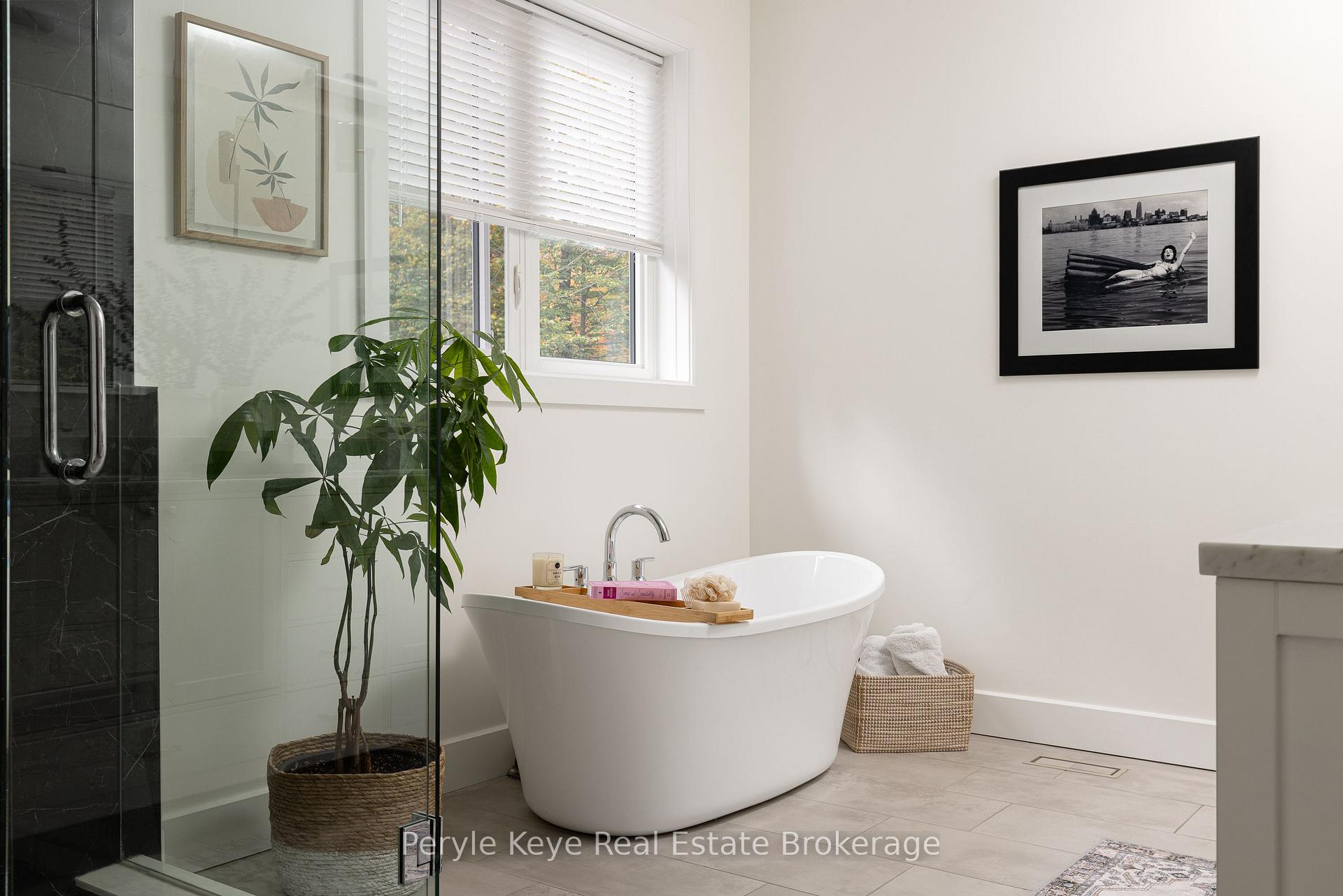 Photo 30 of 103 Granite Drive, Huntsville, Chaffey — HOMEH