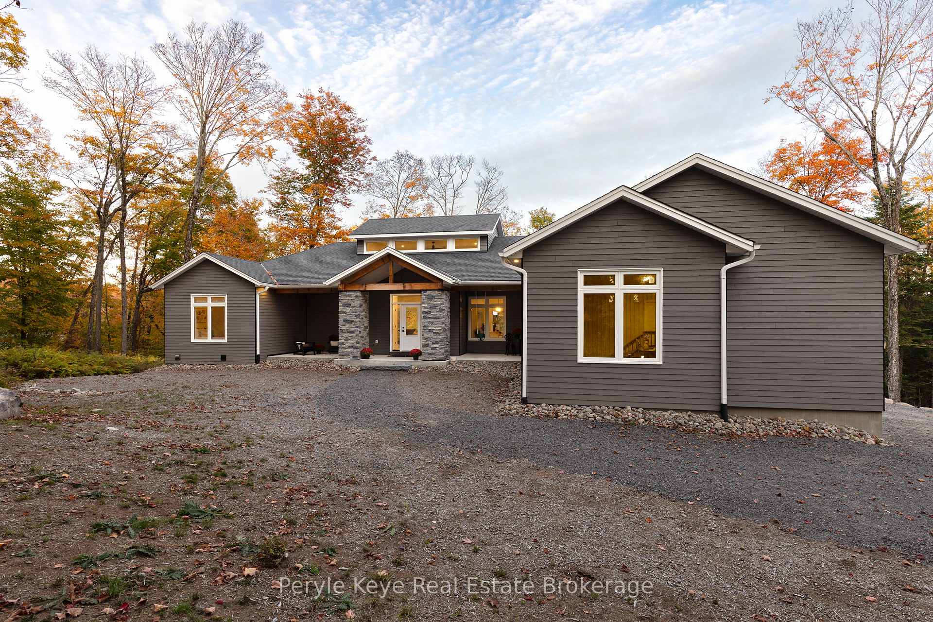 Photo 44 of 103 Granite Drive, Huntsville, Chaffey — HOMEH