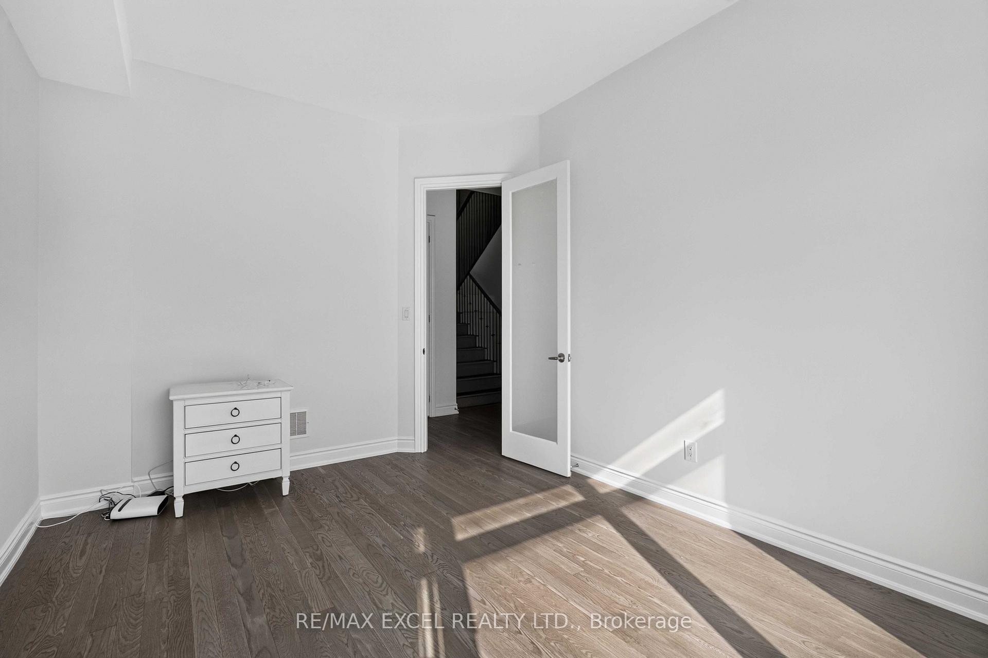 Photo 3 of 9540 Weston Road, Vaughan, Vellore Village — HOMEH