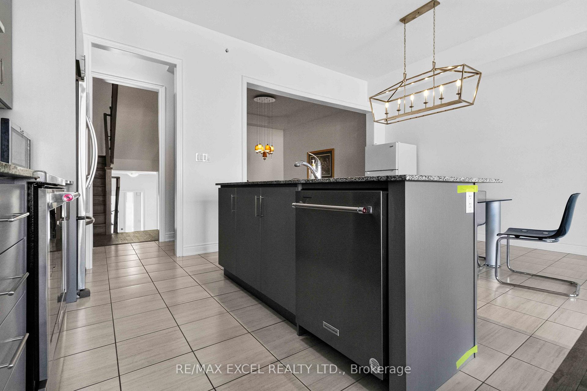 Photo 10 of 9540 Weston Road, Vaughan, Vellore Village — HOMEH