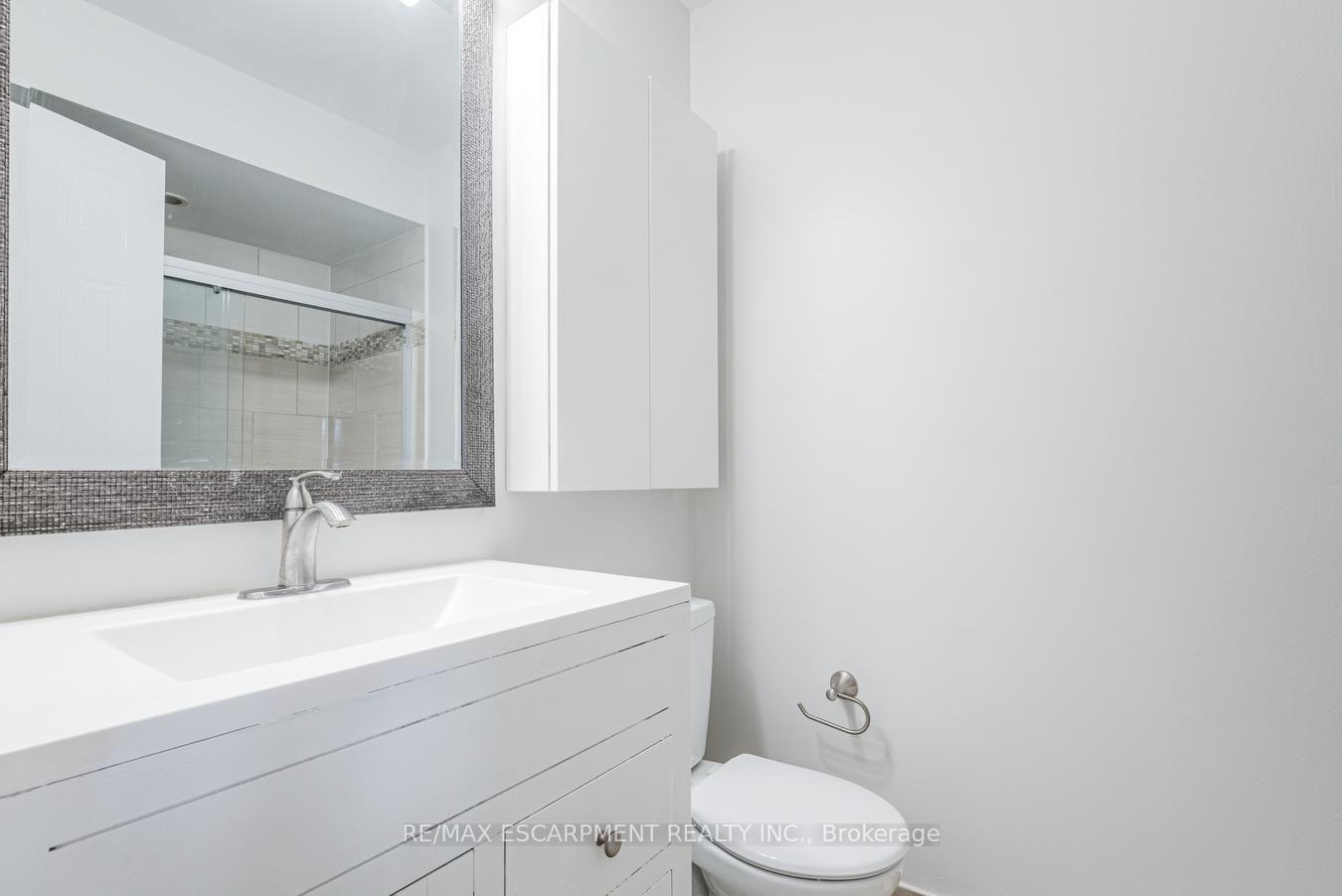 Photo 17 of 2790 Huntingdon Trail, Oakville, Clearview — HOMEH