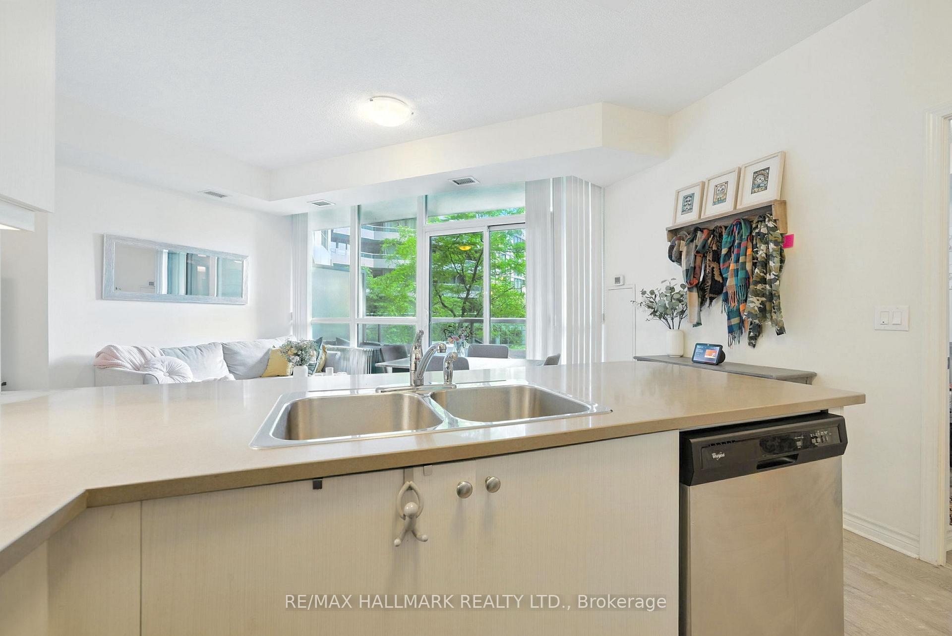 Photo 13 of Unit 301, 25 Lower Simcoe Street, Toronto, Waterfront Communities — HOMEH