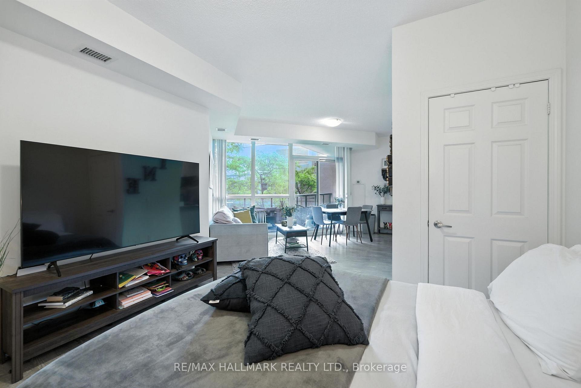 Photo 17 of Unit 301, 25 Lower Simcoe Street, Toronto, Waterfront Communities — HOMEH